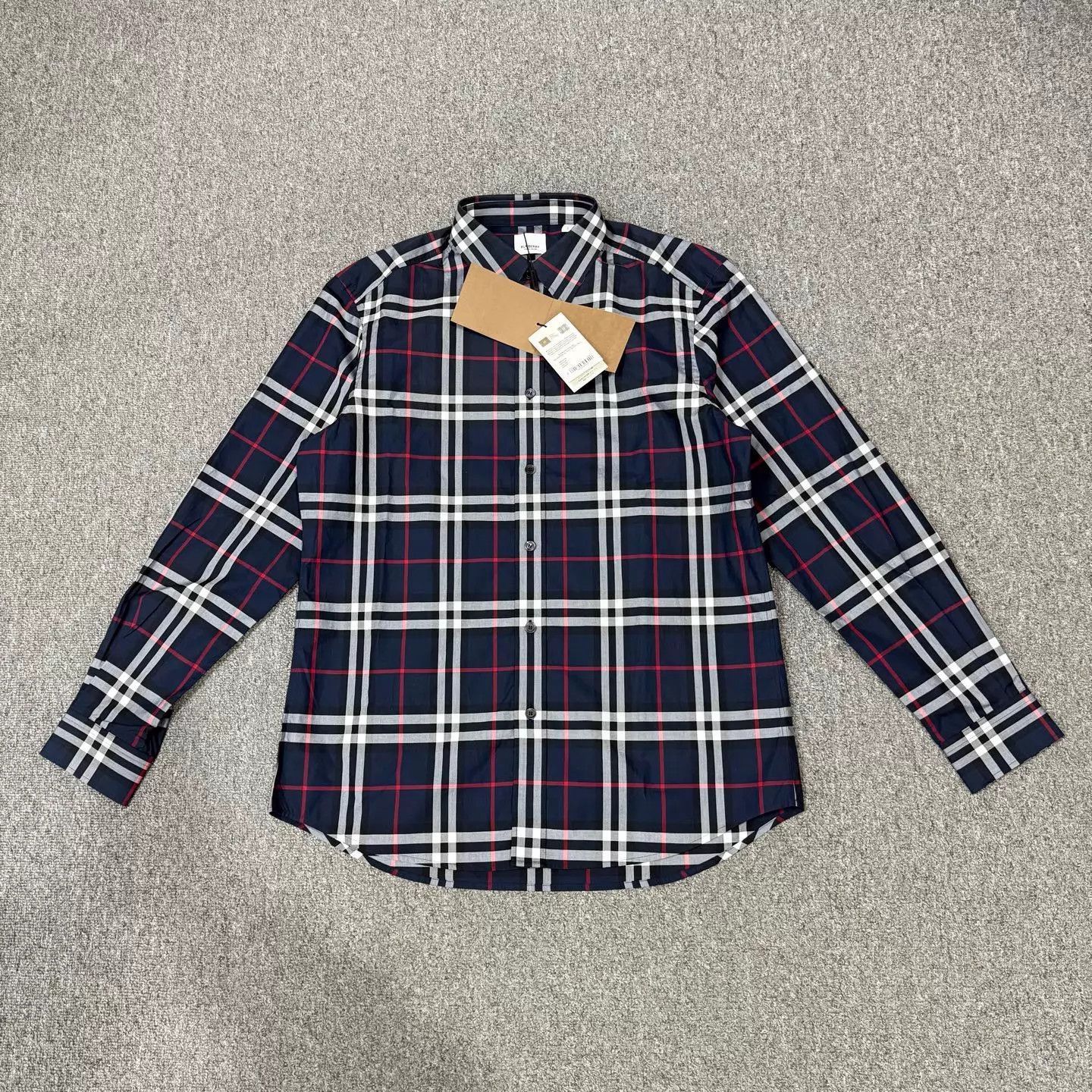 Burberry Plaid Long-Sleeve Button-Up Shirt Size US S / EU 44-46 / 1 - 1 Thumbnail