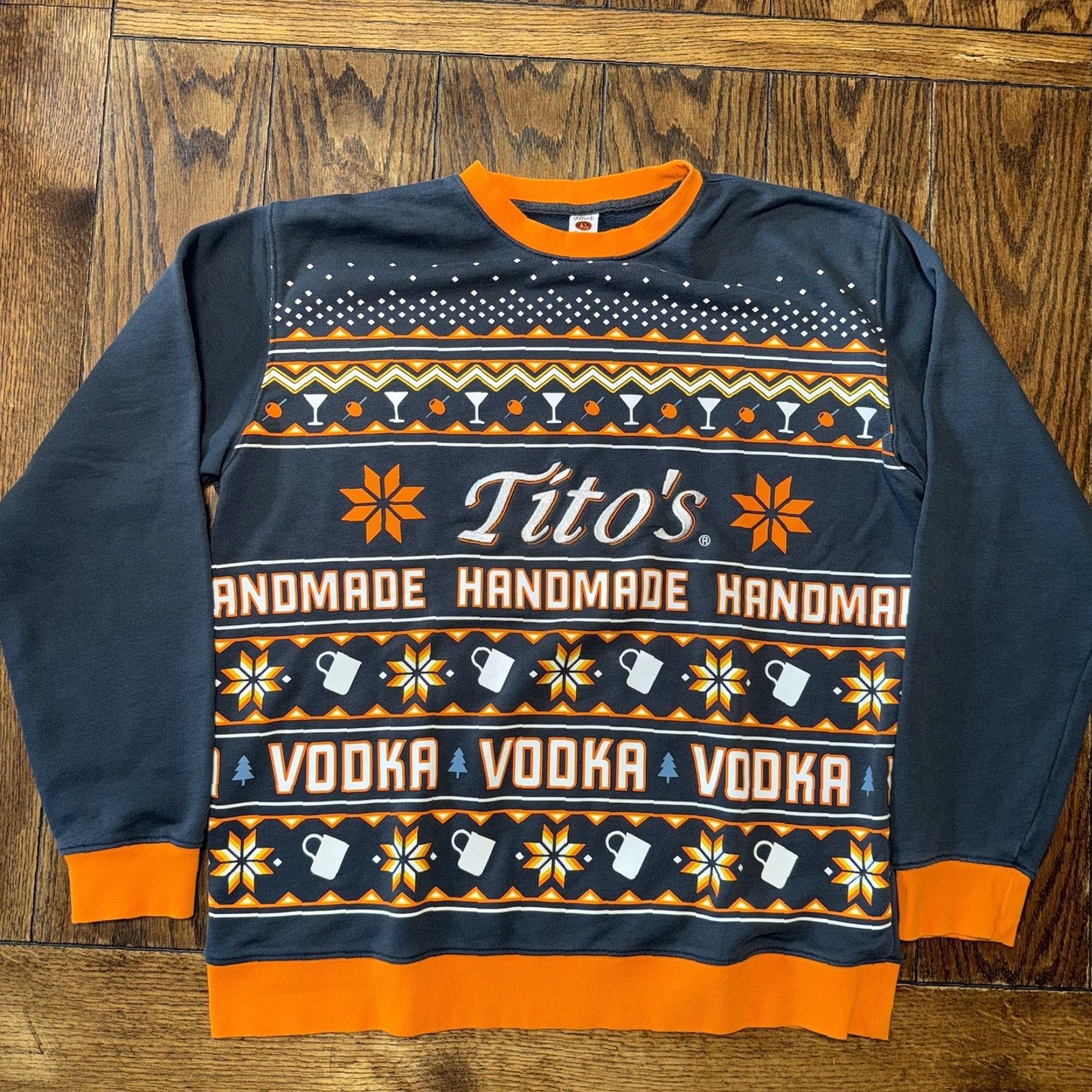 Vintage Titos Handmade Vodka Sweatshirt Mens Large Ugly Christmas Embroidered Graphic Print Crew Neck Pullover Size US L / EU 52-54 / 3 - 2 Thumbnail