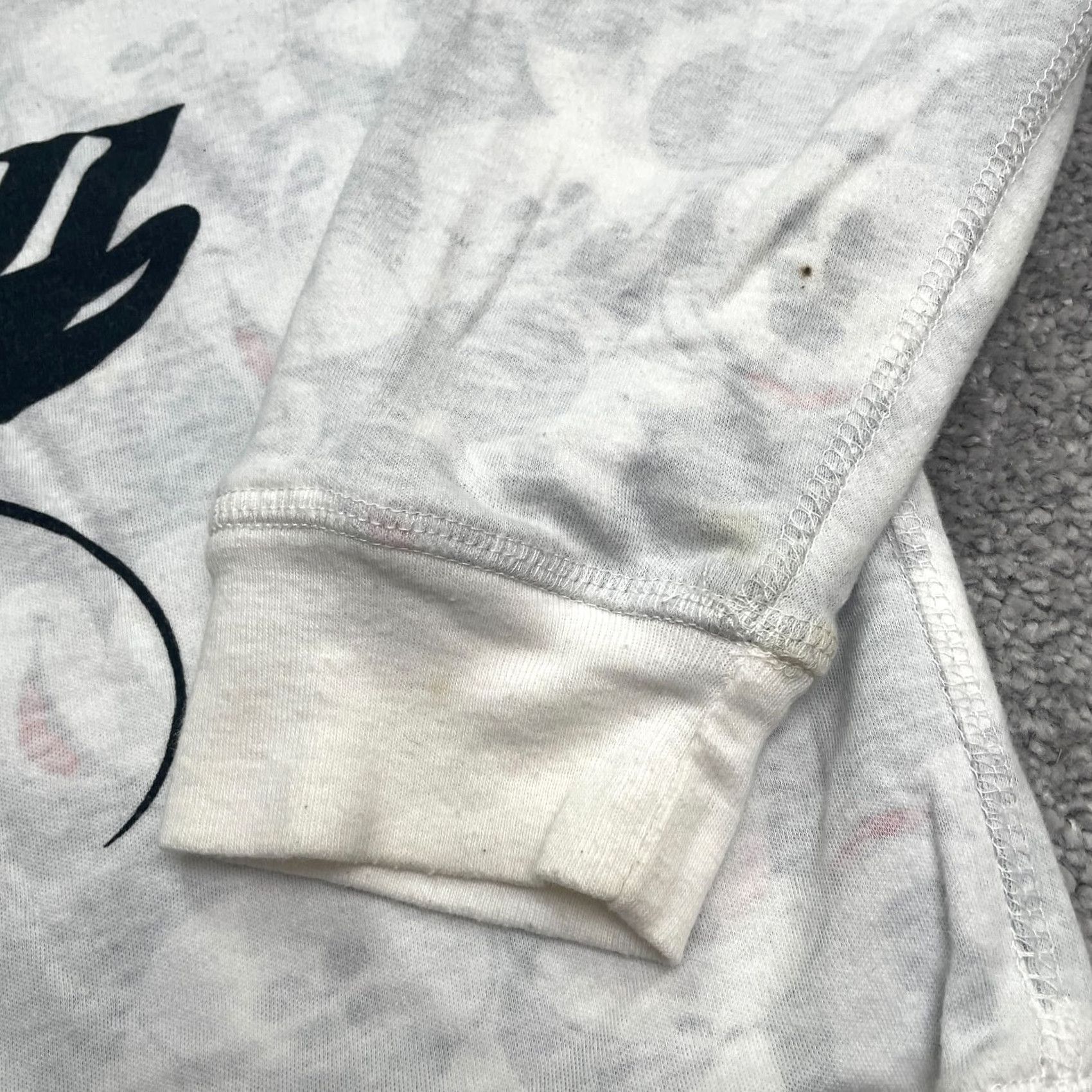 Disney Disney Mickey Mouse Reversible Sweatshirt Womens L White Graphic Pullover Size L / US 10 / IT 46 - 6 Thumbnail