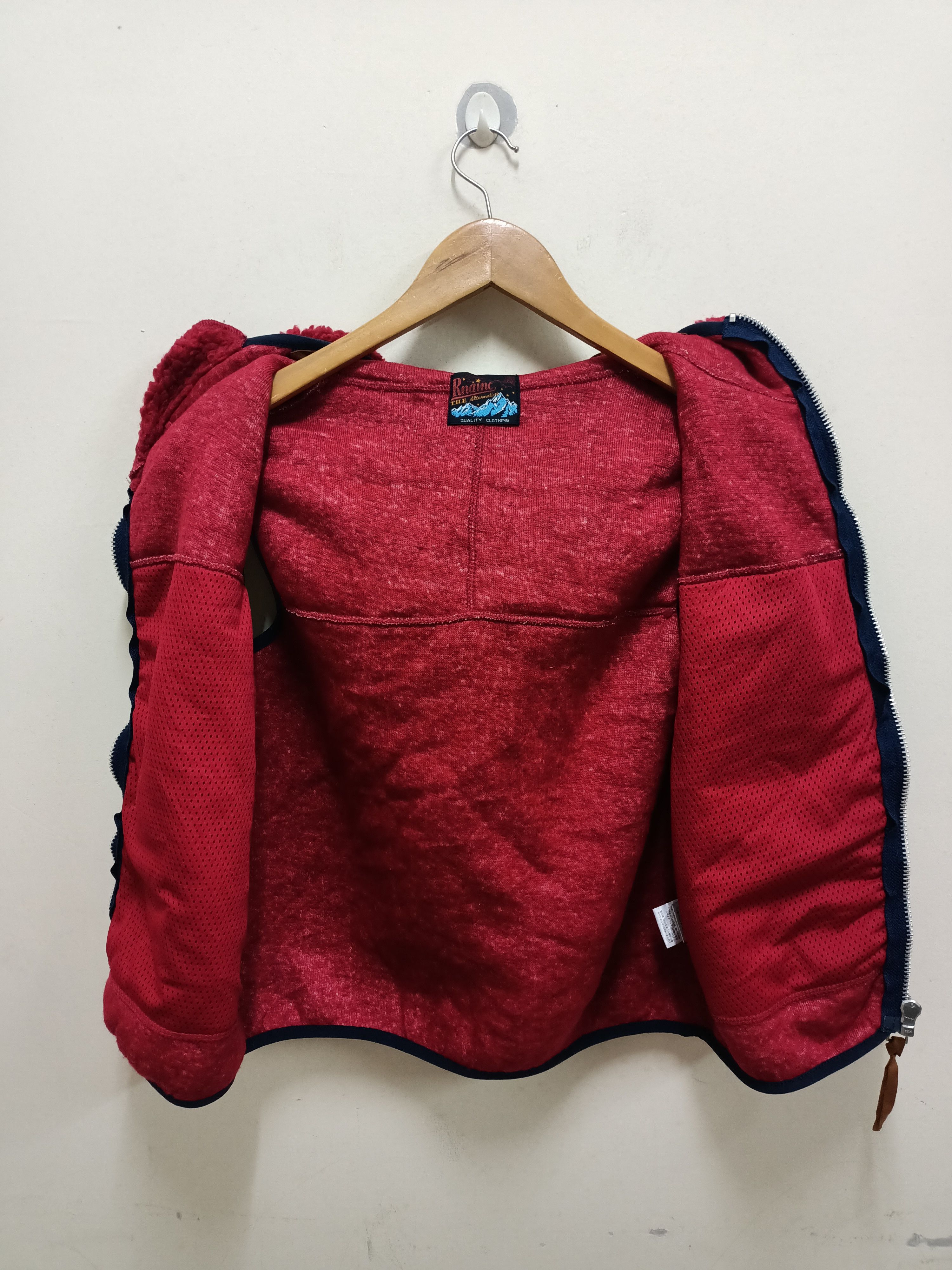 Japanese Brand RNA Inc. Sherpa hoodie vest Size US M / EU 48-50 / 2 - 5 Thumbnail