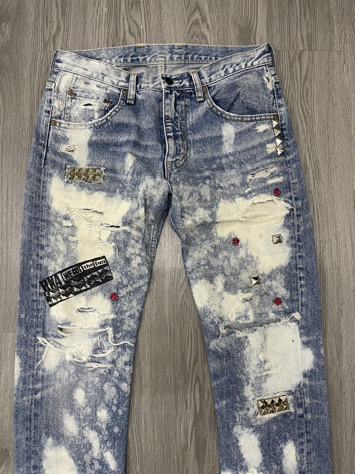 Japanese Brand RNA studded Rip distressed denim Size US 30 / EU 46 - 4 Thumbnail