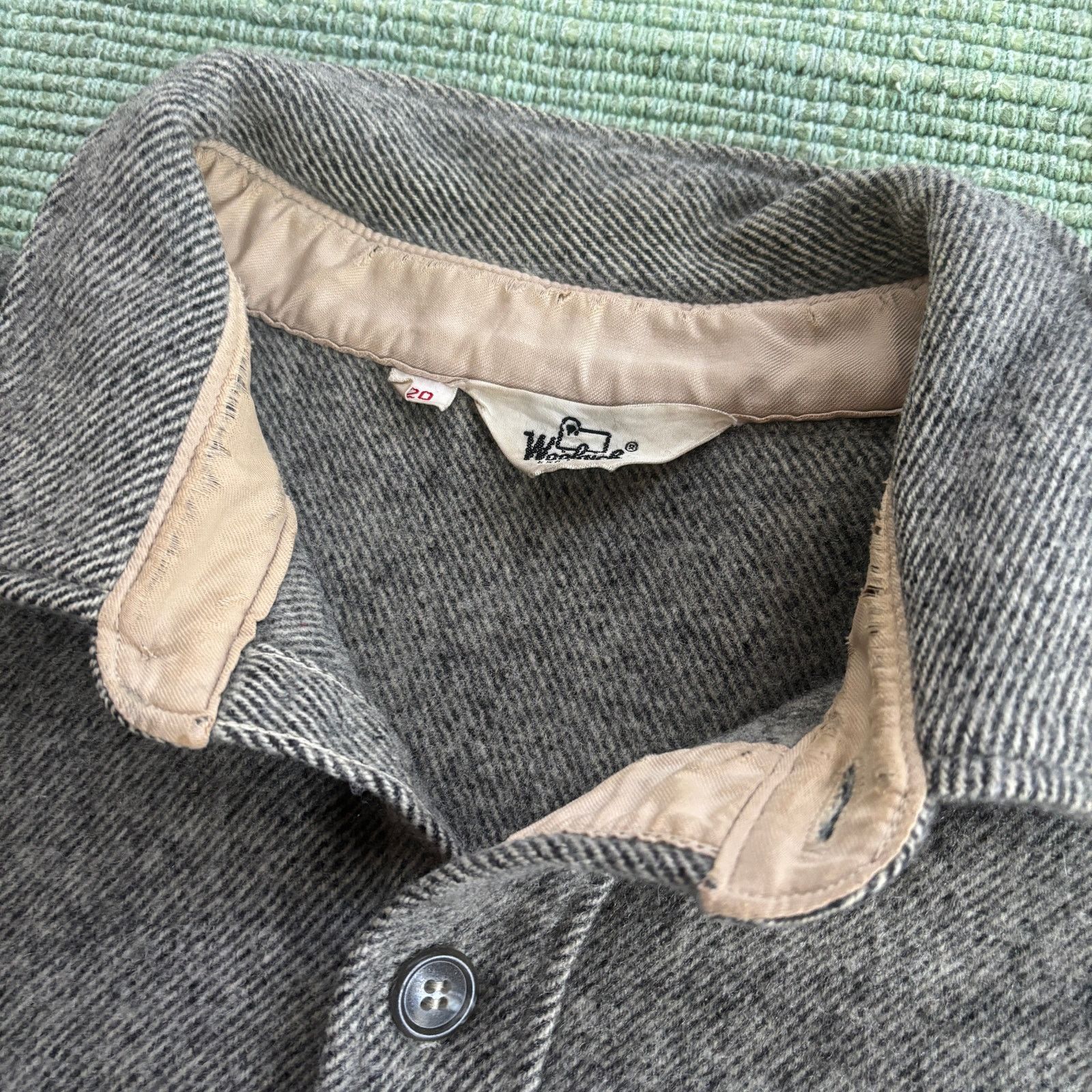 Vintage × Woolrich Woolen Mills Vintage 70s 80s Gray Wool Boxy Woolrich Flannel Shirt XL/XXL Size US XL / EU 56 / 4 - 4 Thumbnail