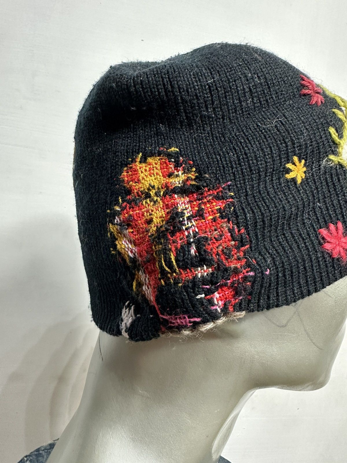 Handmade Custom Made Nice Design Art Knitted Eyed Beanie Hats Size ONE SIZE - 7 Thumbnail