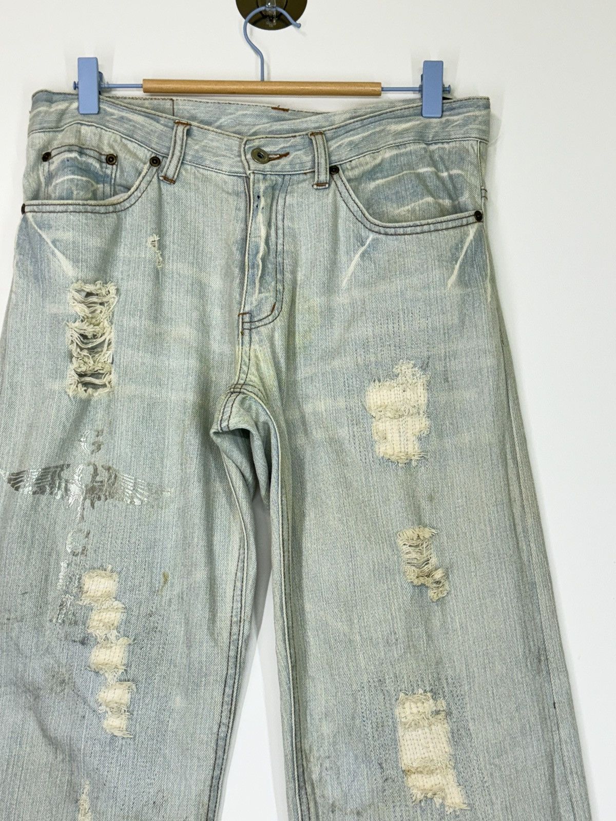 14th Addiction × If Six Was Nine × Le Grande Bleu (L.G.B.) GOTCHA WING CLAW MARKS THUNDERS DISTRESSED DENIM JEANS Size US 31 - 5 Thumbnail