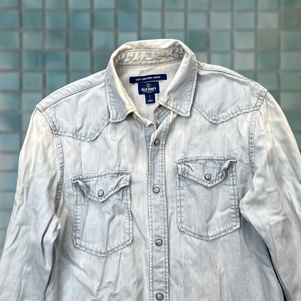Old Navy VTG Old Navy Shirt Mens S Blue Denim Slim Fit Western Cowboy Button-Up Size US S / EU 44-46 / 1 - 1 Thumbnail