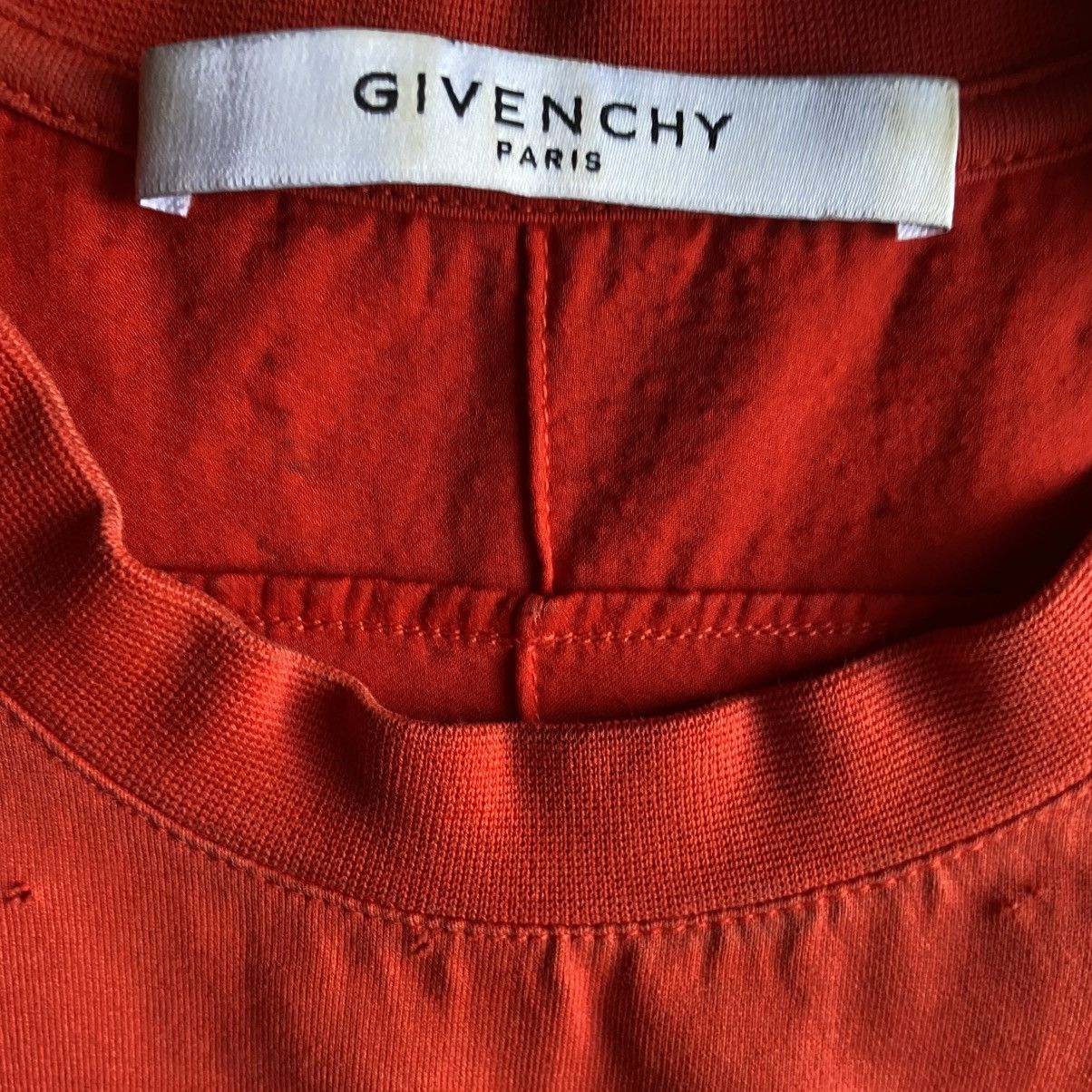 Givenchy AW17 Destroyed Effect Logo Oversized T Shirt Size US XS / EU 42 / 0 - 3 Thumbnail