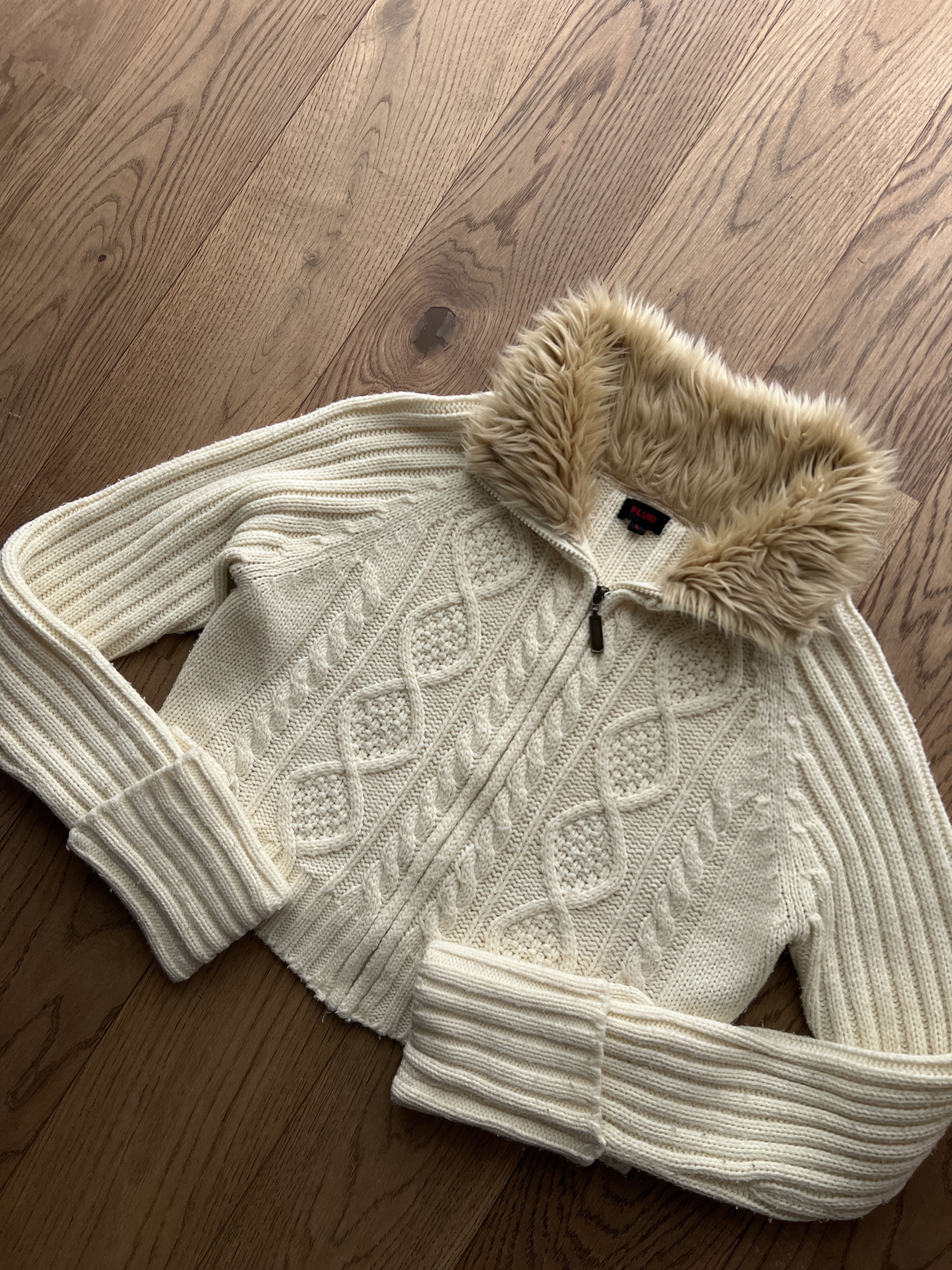 Hysteric Glamour Vintage 2000s cable knit cropped sweater faux fur collar y2k Size L / US 10 / IT 46 - 6 Thumbnail