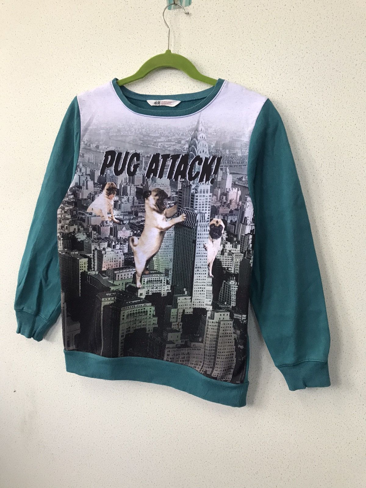H&M H&M Pug Attack Fullprinted Sweatshirt Size US M / EU 48-50 / 2 - 3 Thumbnail