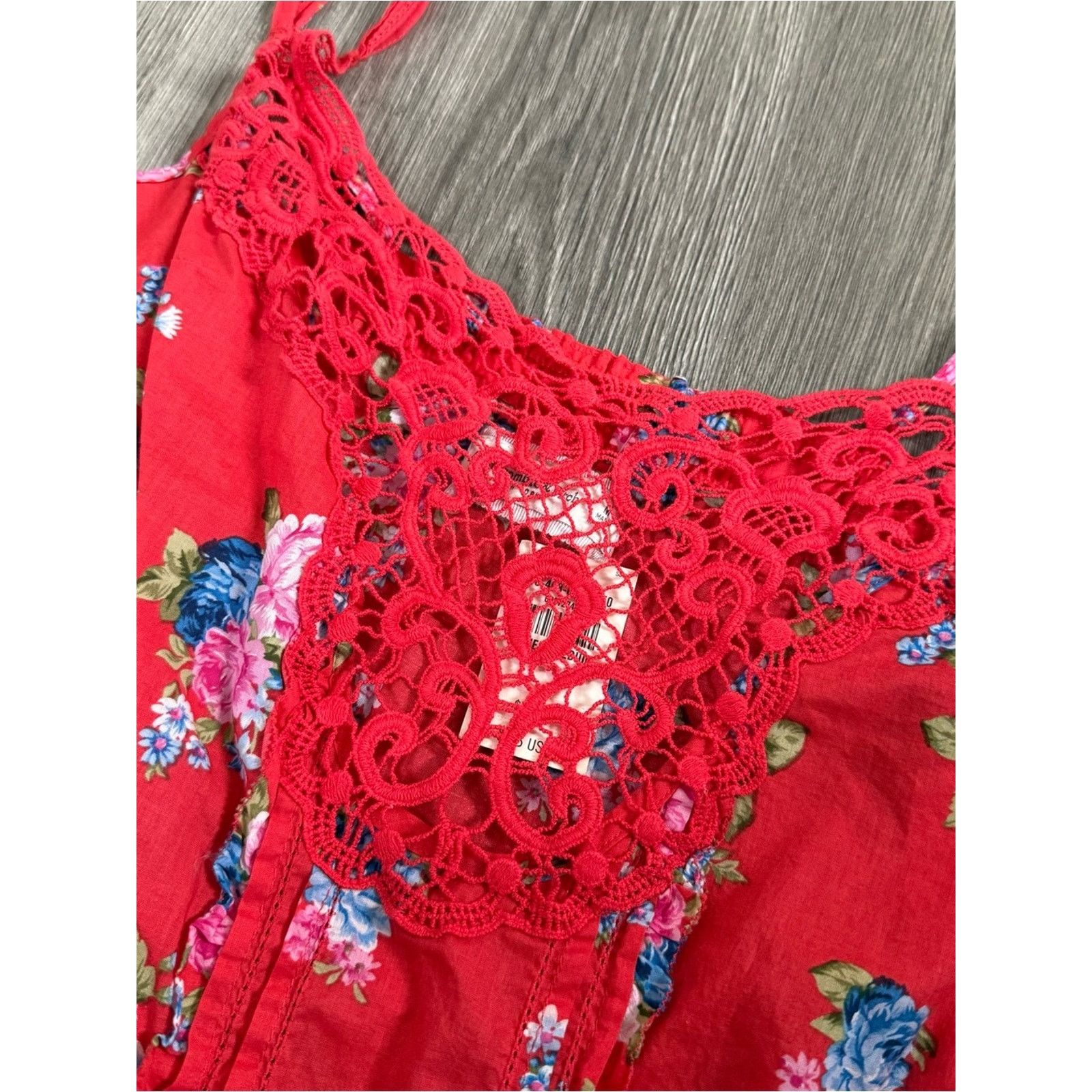 Abercrombie & Fitch Abercrombie & Fitch Floral Isabelle Top Sz Med Romantic Size M / US 6-8 / IT 42-44 - 4 Thumbnail
