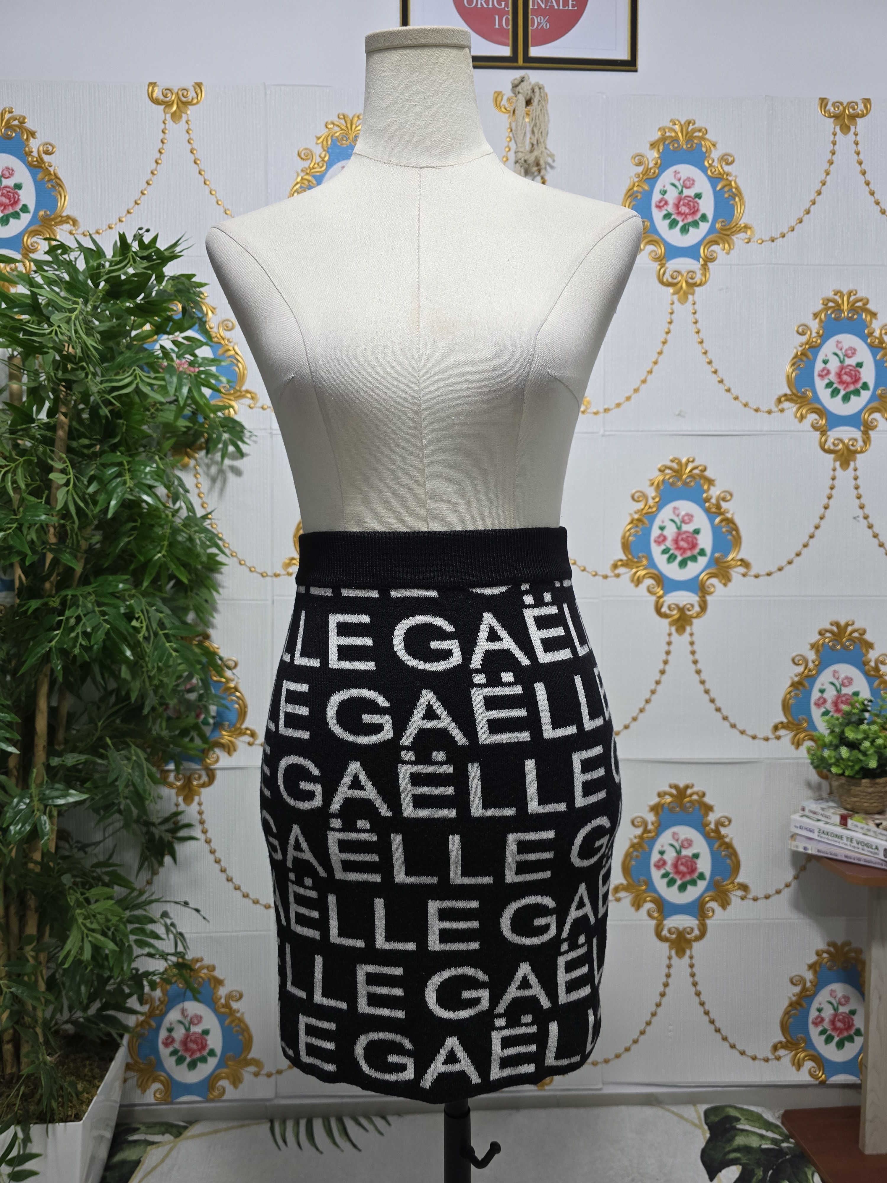 Gaelle Paris Gaelle Paris SKIRT with Gaelle writing Size 27" / US 4 / IT 40 - 1 Thumbnail