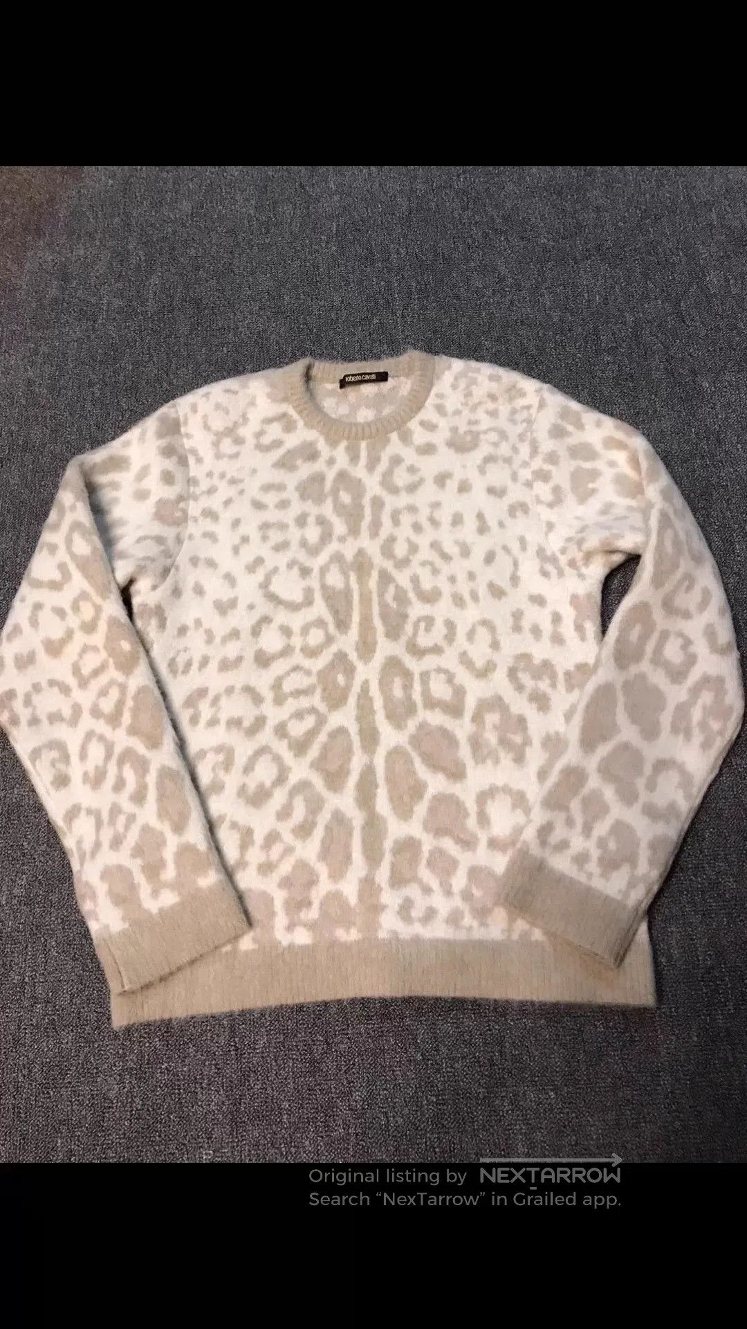 Roberto Cavalli Beige Leopard Print Knit Sweater. Size US M / EU 48-50 / 2 - 4 Thumbnail