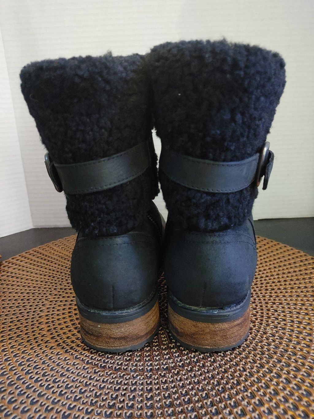 Ugg Ugg Australia Blayre lI Womens Leather Boots Size 7 Size US 7 / IT 37 - 5 Thumbnail