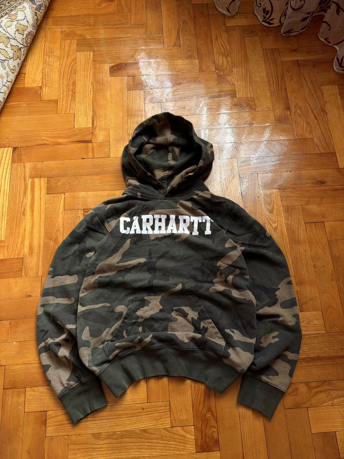 Carhartt Vintage Streetwear Carhartt Big Logo Camo Hoodie Size US S / EU 44-46 / 1 - 3 Thumbnail