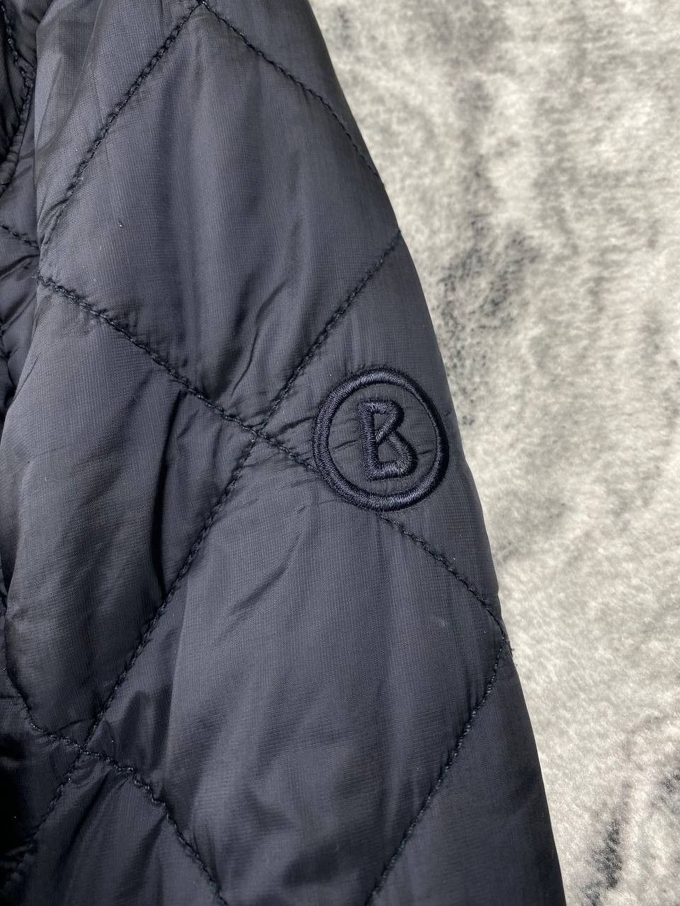 Bogner Bogner Quilted Down Jacket Corduroy Collar Size US L / EU 52-54 / 3 - 5 Thumbnail