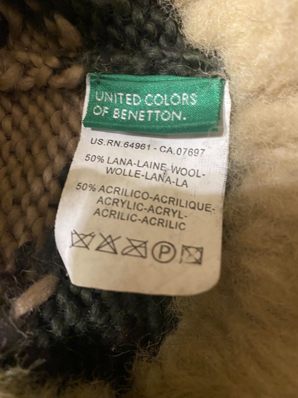 United Colors Of Benetton Benetton Camouflage Winter Hats Size ONE SIZE - 7 Thumbnail