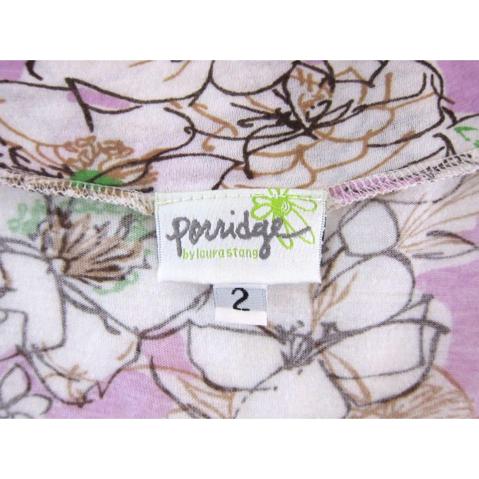 Anthropologie Porridge Laura Stang Anthropologie Cotton Purple White Floral V-Neck T-Shirt 2 Size XS / US 0-2 / IT 36-38 - 4 Thumbnail