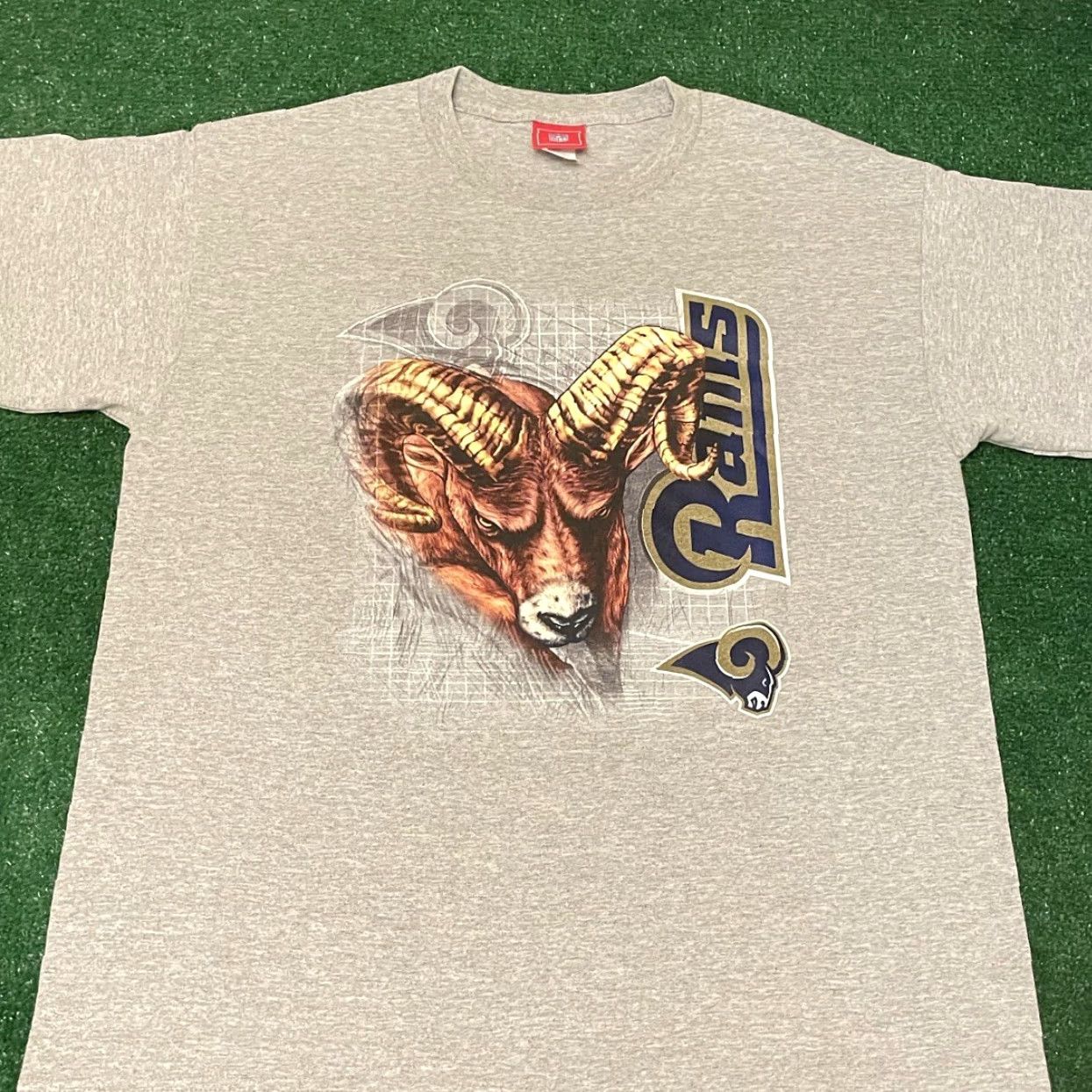 NFL VINTAGE 90s St Louis Rams NFL Big Graphic Shirt Mens L Gray T-Shirt Mens Mattress? Size US L / EU 52-54 / 3 - 3 Thumbnail