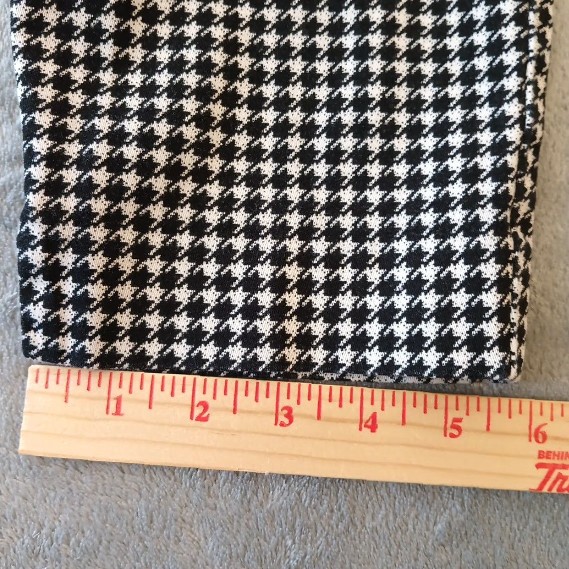 Old Navy Old Navy Pants Womens Size 14 Ankle Black Gray Houndstooth Side Zip 33x24 Straight Size 36" / US 14 / IT 50 - 5 Thumbnail
