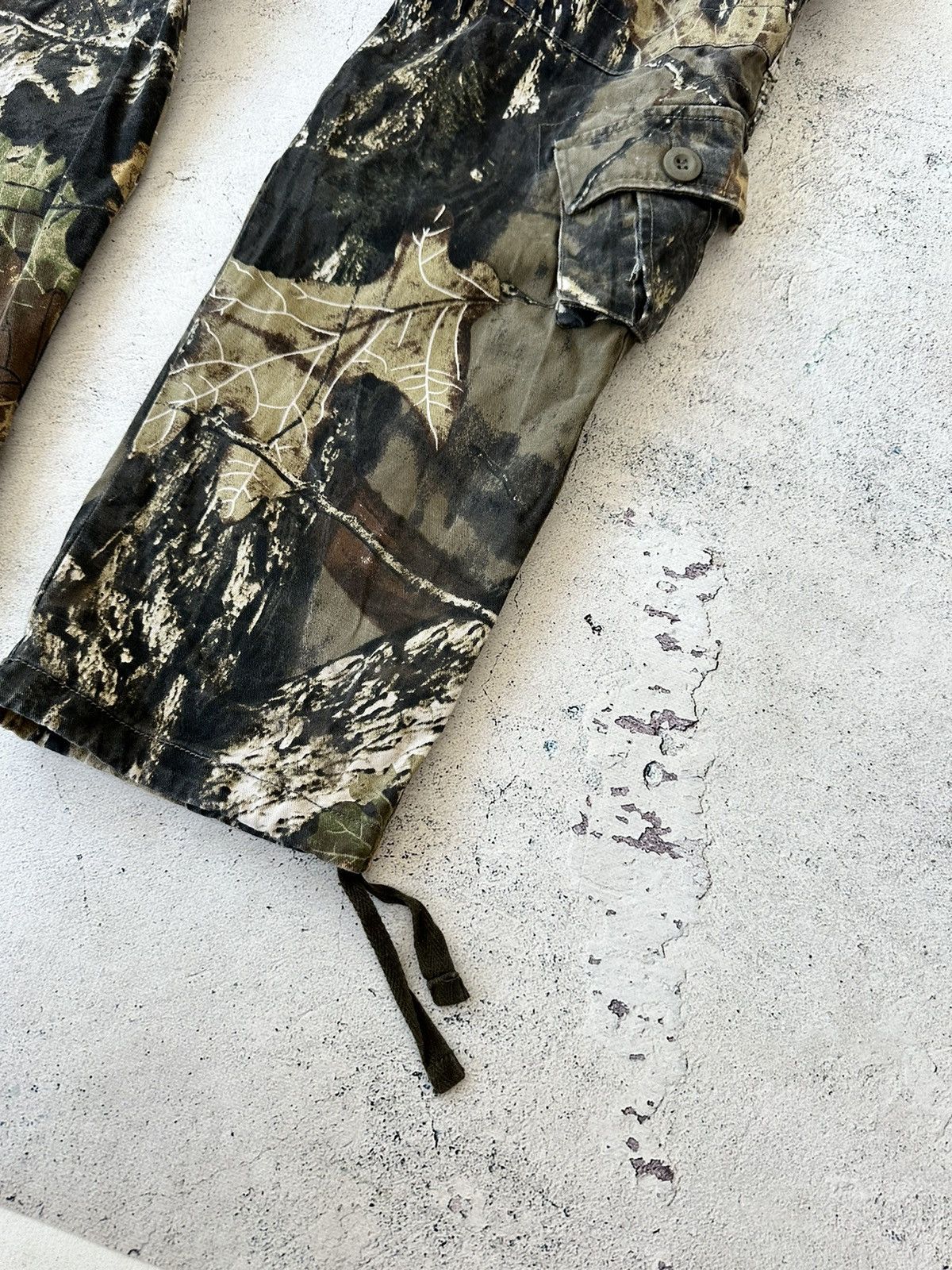 Realtree × Vintage Crazy Vintage Y2K Realtree Camo Baggy Pants Size US 34 / EU 50 - 7 Thumbnail