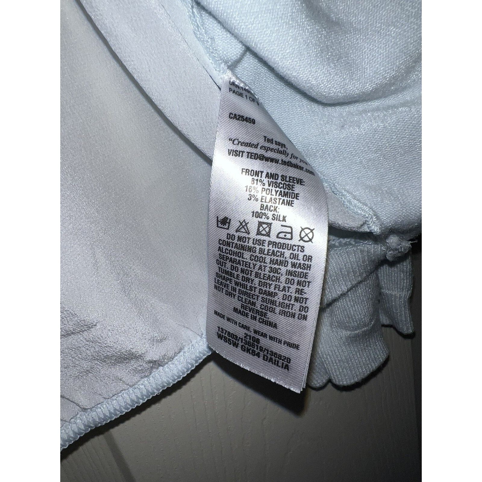 Ted Baker Ted Baker London Blue Front Cropped Cardigan Size 3 A003290 Size S / US 4 / IT 40 - 4 Thumbnail