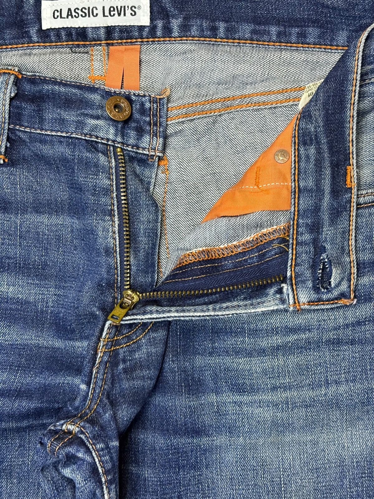 Levi's Vintage 90s Levis 502 Blue Wash Distressed Loose Jeans Size US 32 / EU 48 - 9 Thumbnail