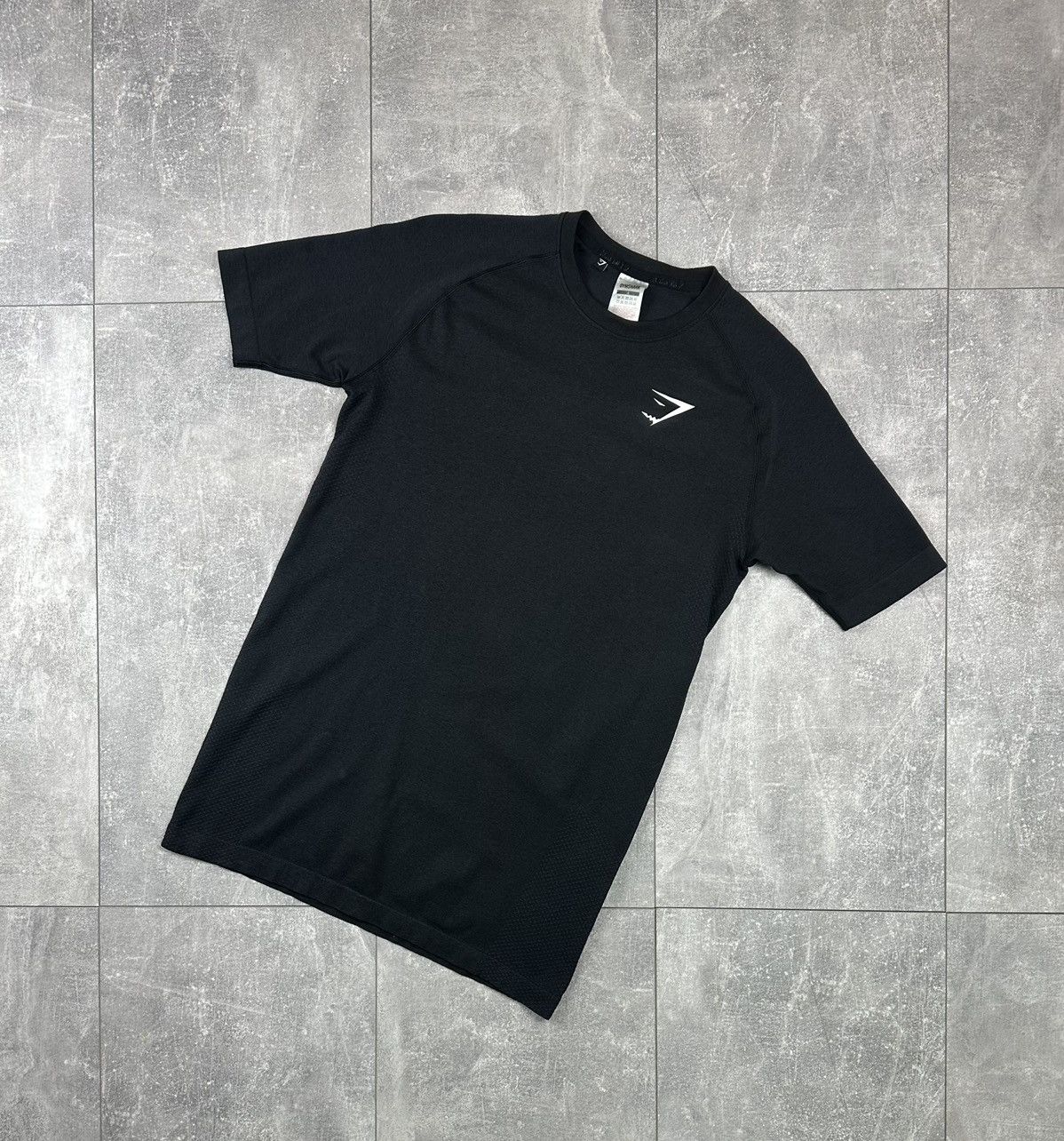 Gymshark Gymshark Phantom Semless Black Mens T-Shirt Size US S / EU 44-46 / 1 - 1 Thumbnail