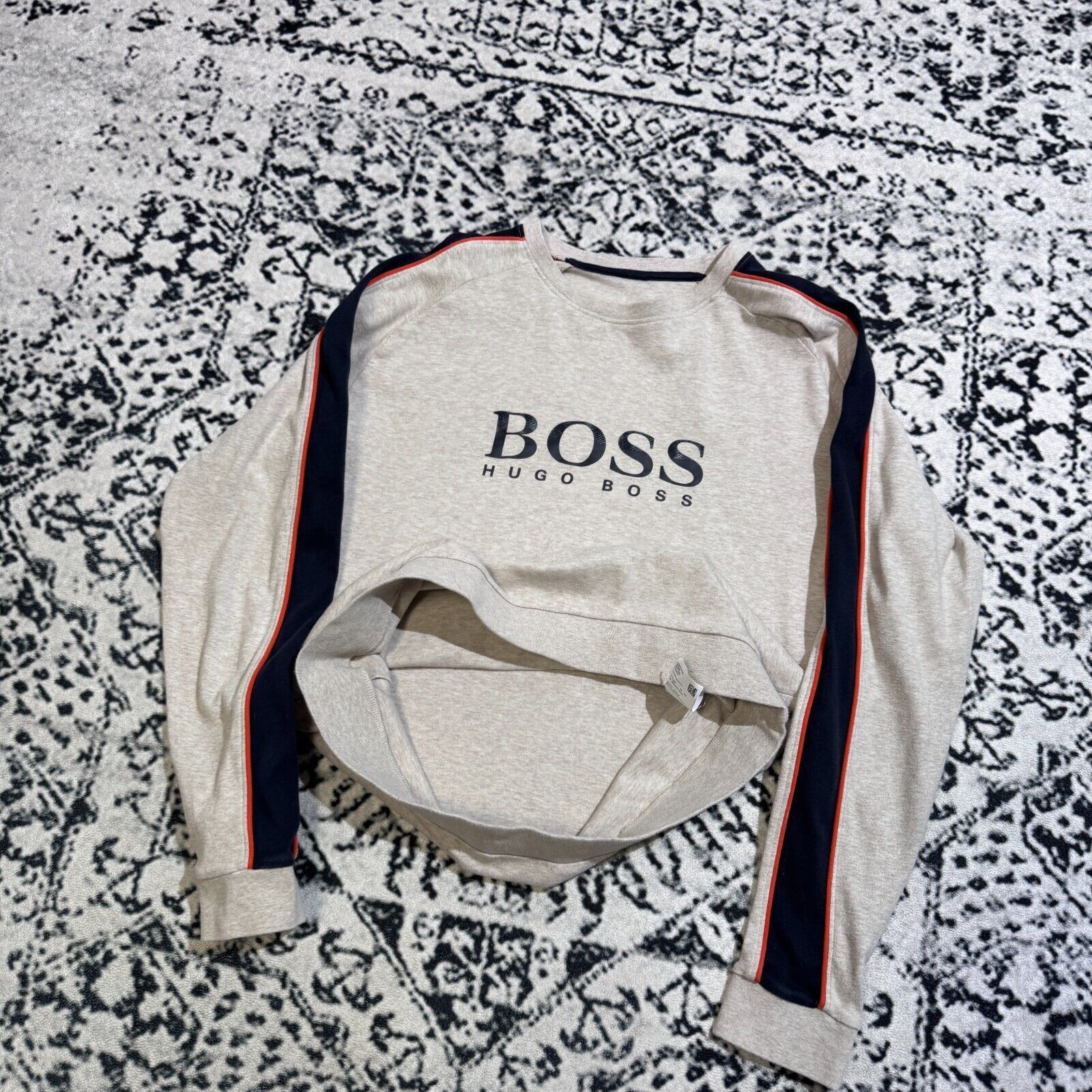 Hugo Boss × Vintage Vintage Hugo Boss Gray Cotton Crewneck Size S Y2K 90s Logo Size US S / EU 44-46 / 1 - 9 Thumbnail