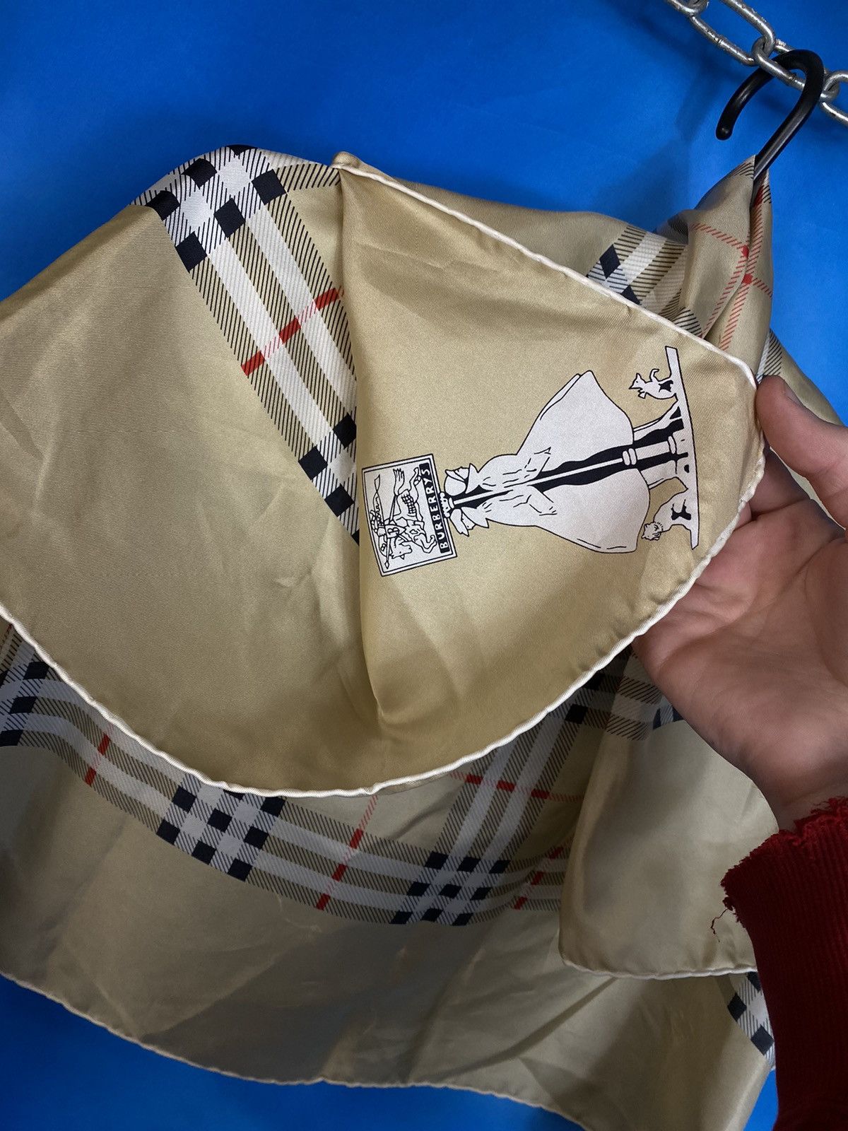 Burberry Burberry’s 100% silk vintage scarf Size ONE SIZE - 4 Thumbnail
