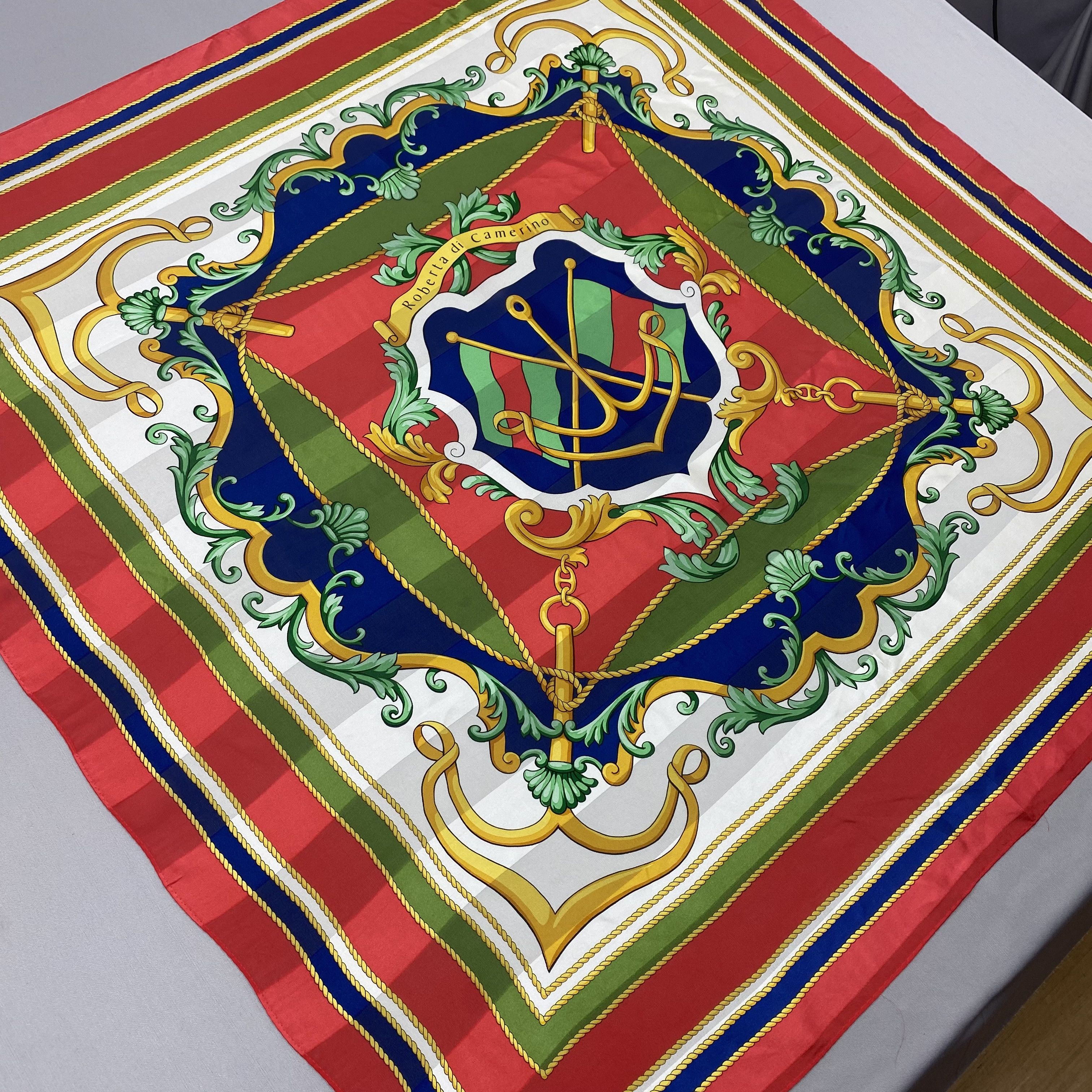 Roberta di Camerino Vintage Roberta di Camerino SILK Scarf Twill Stole Scarves Size ONE SIZE - 4 Thumbnail