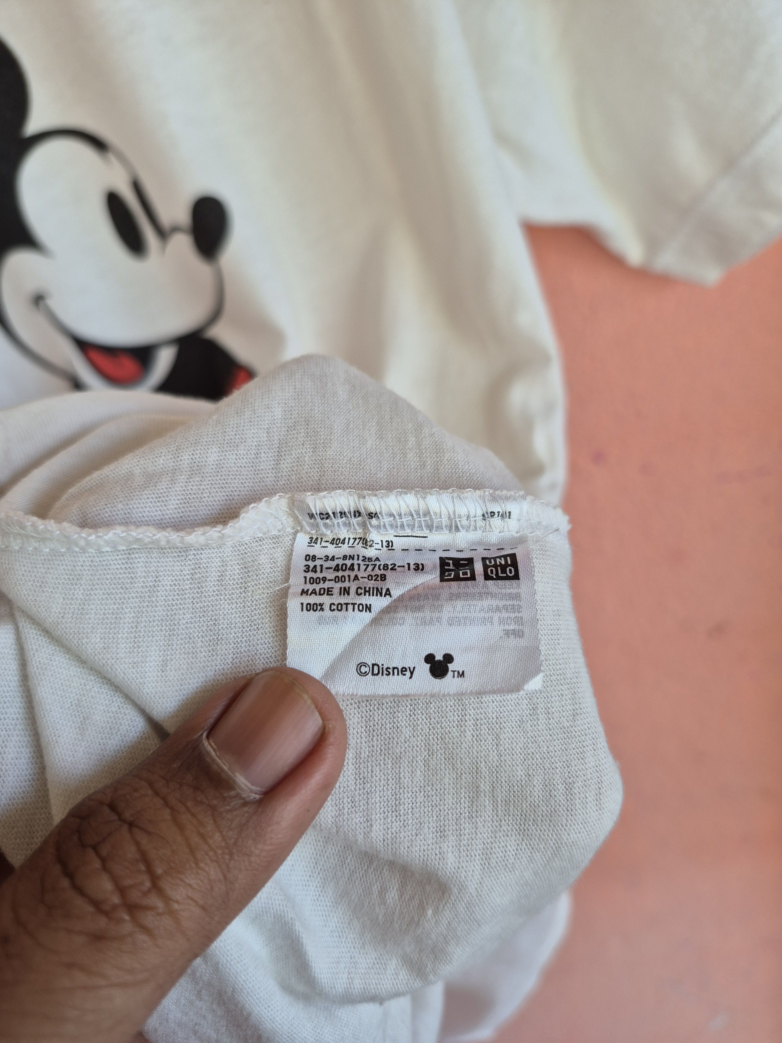 Mickey Mouse 🔥 Uniqlo Mickey Mouse Disney Cartoon Tee Size US M / EU 48-50 / 2 - 7 Thumbnail