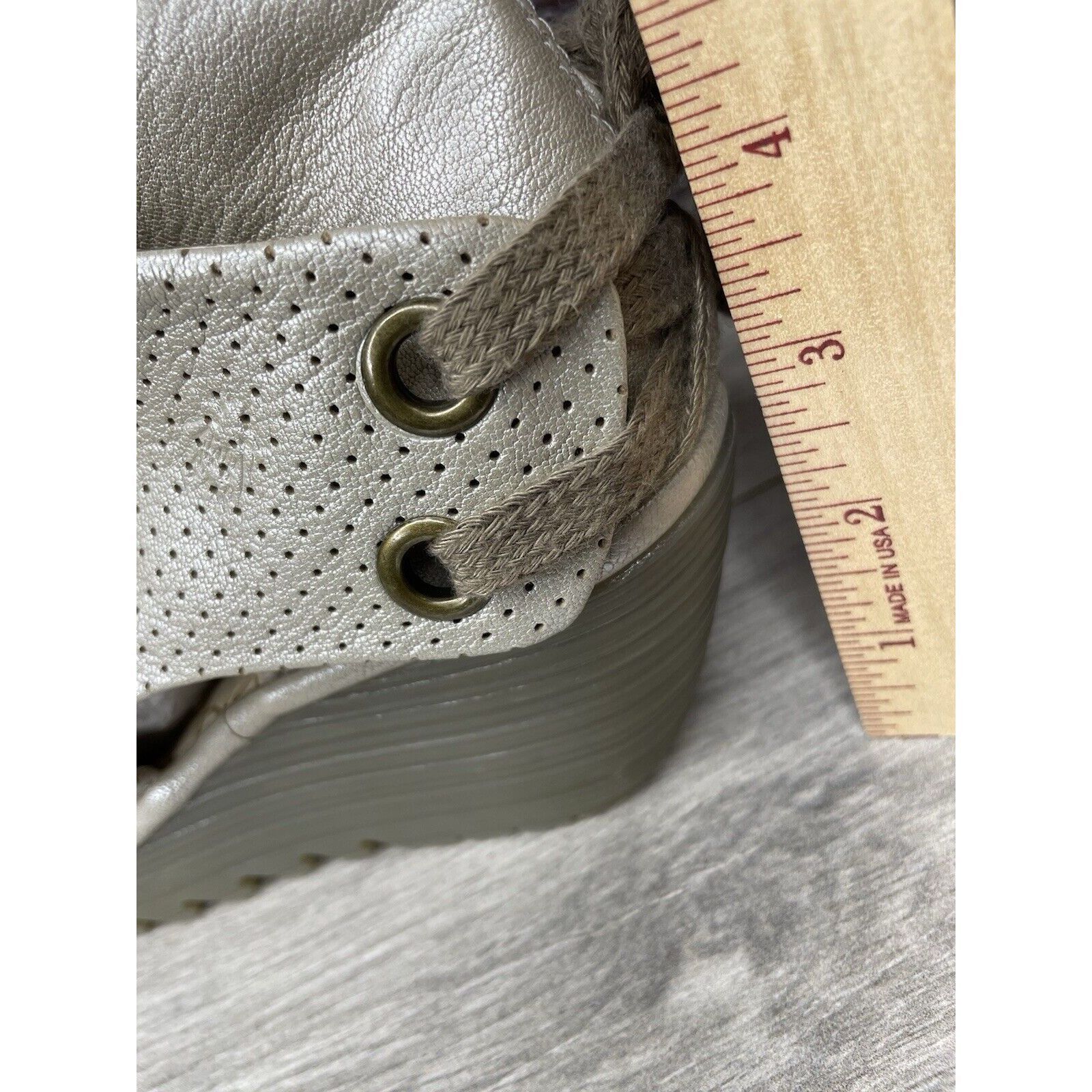 Fly London FLY London Yake Pearl White Leather Perforated Back Lace Wed Size US 7.5 / IT 37.5 - 8 Thumbnail