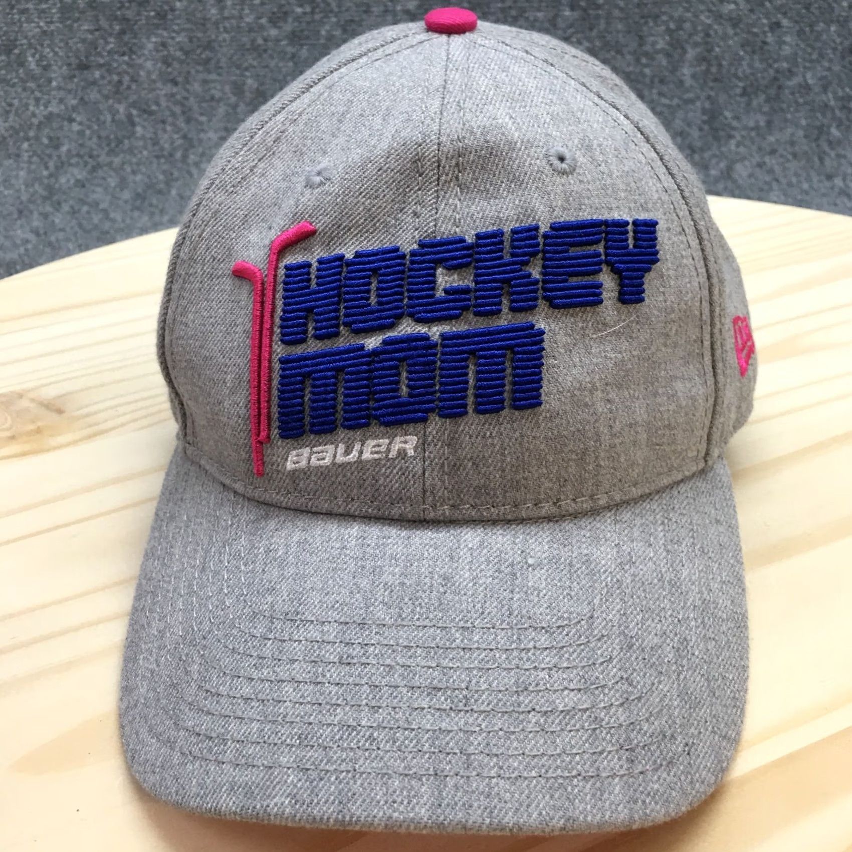 Vintage Bauer Hockey Mom Baseball Cap Hat Womens Gray Pink One Size New Era Curved Brim Size ONE SIZE - 2 Thumbnail