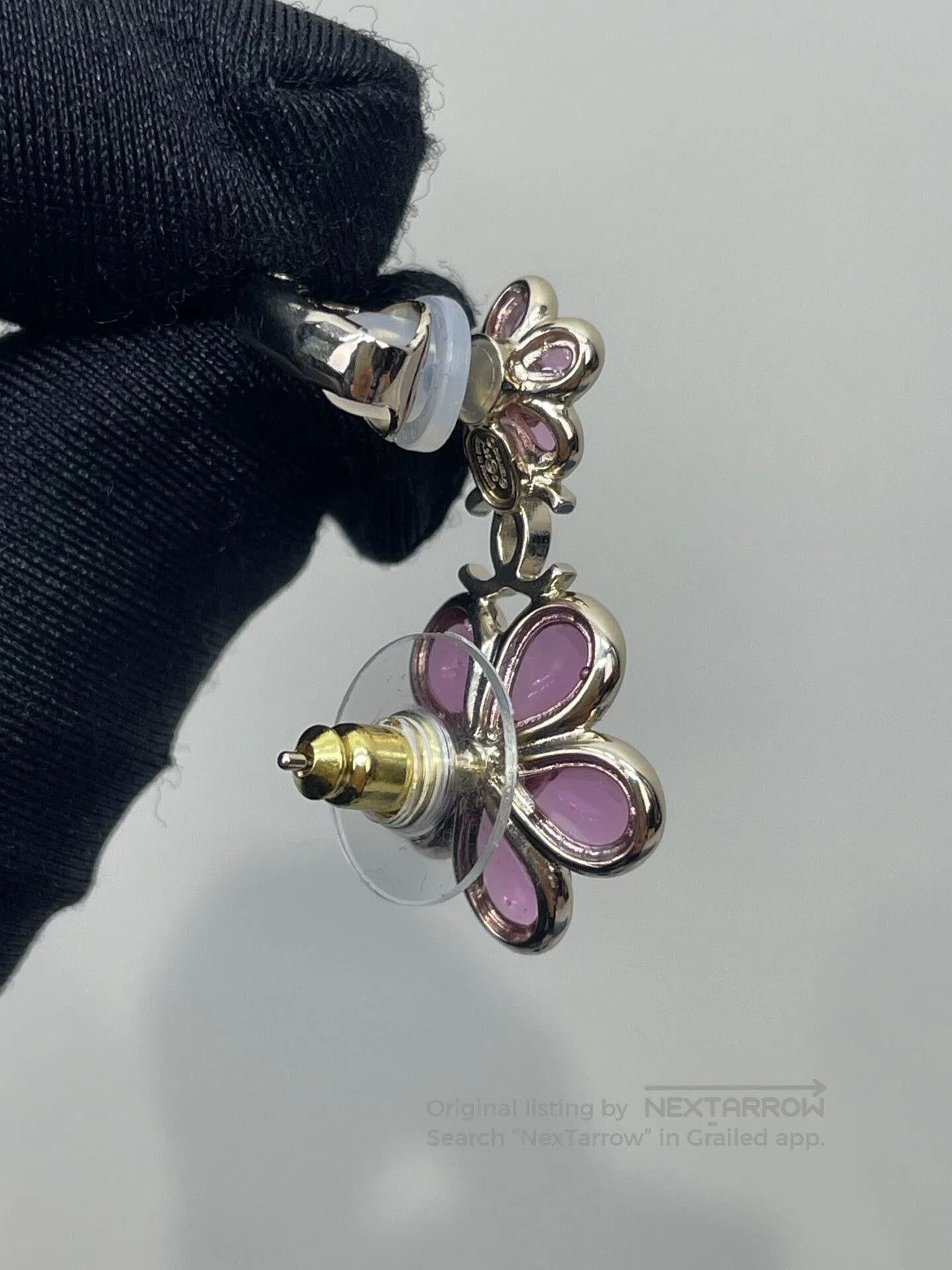 Chanel Chanel 26C Glass Flower Earrings. Size ONE SIZE - 7 Thumbnail