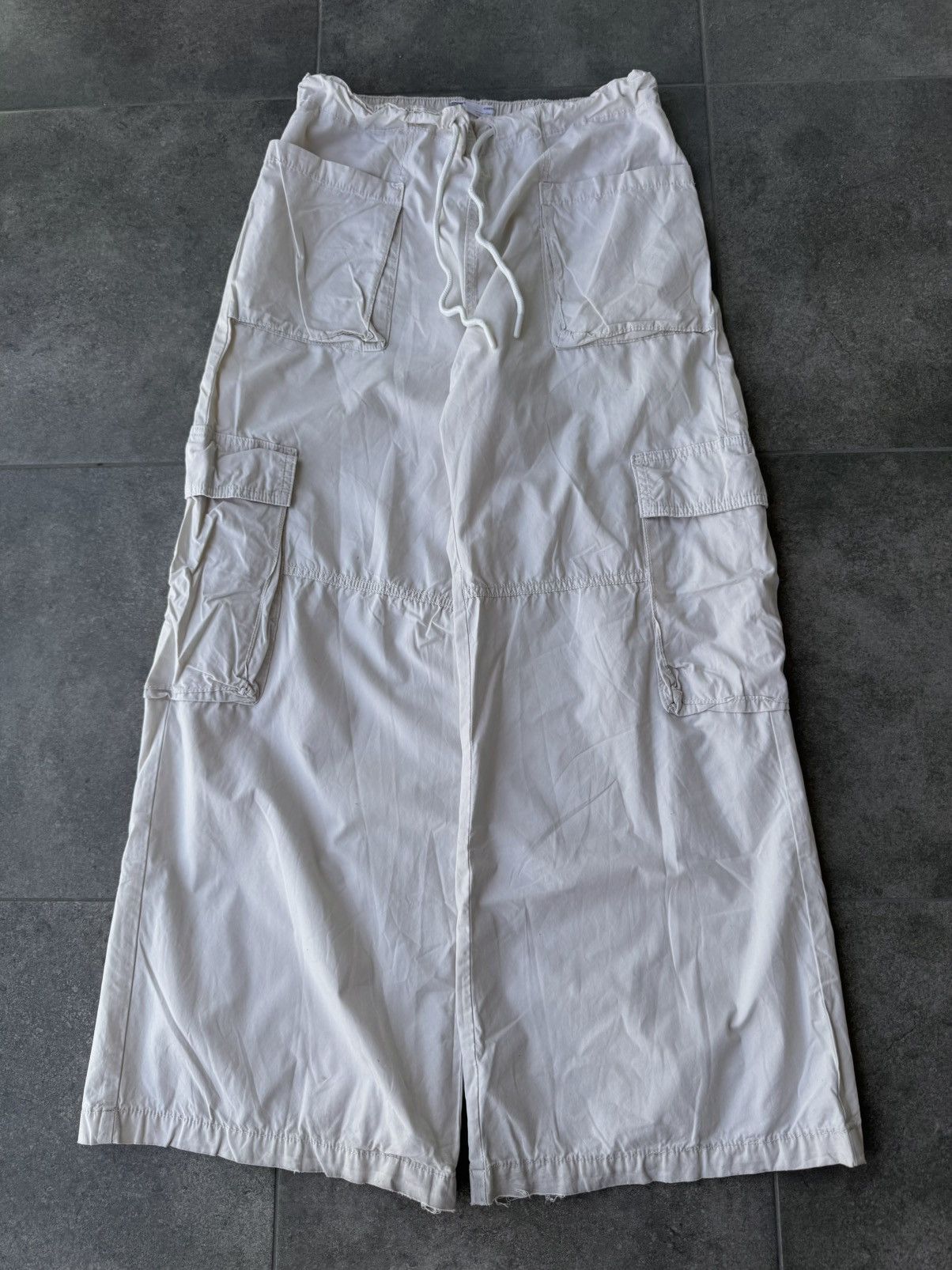 Bershka Bershka flared tactical multipocket bondage pants Size US 30 / EU 46 - 1 Thumbnail