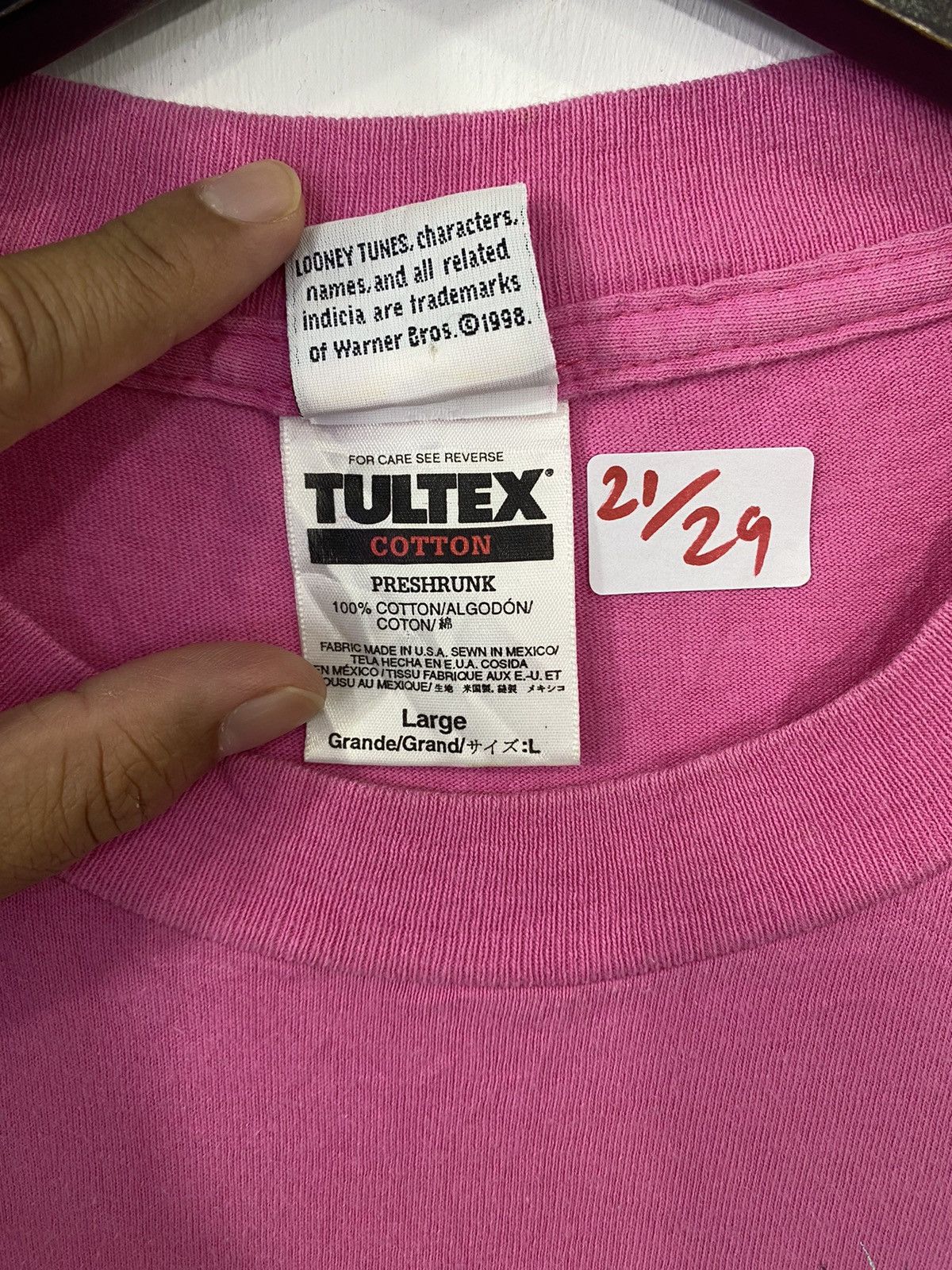 Cartoon Network 💥Vintage TWEETY LOONEY TUNES Pink rare 1998 tee shirt Size US XL / EU 56 / 4 - 4 Thumbnail