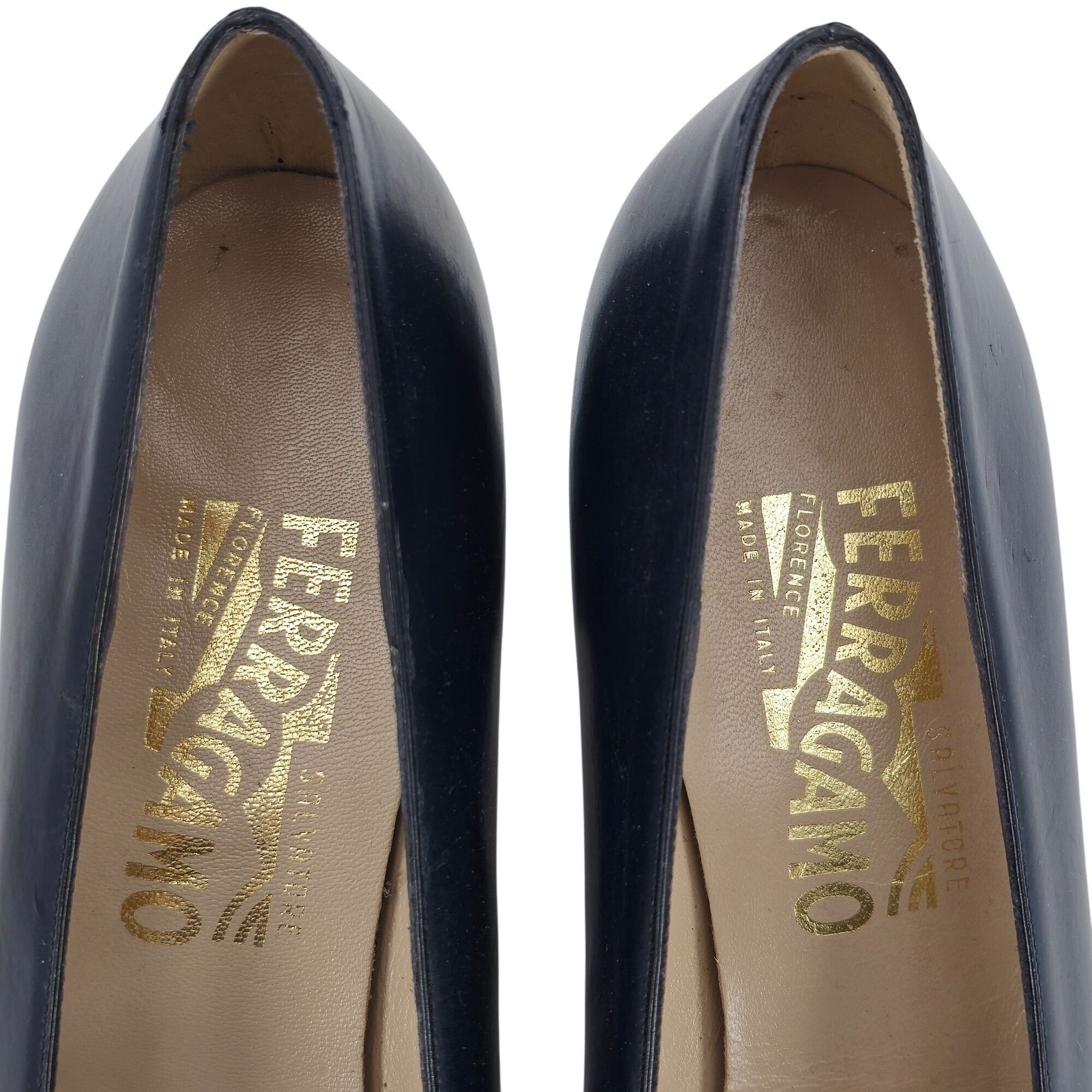 Vintage Salvatore Ferragamo Womens 9AA Navy Leather Reptile