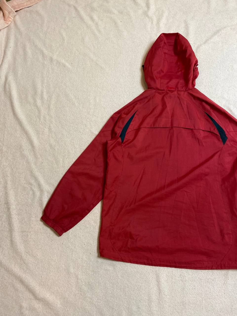 Nike Vintage Nike Small Swoosh Outdoor Jacket Size US S / EU 44-46 / 1 - 16 Thumbnail