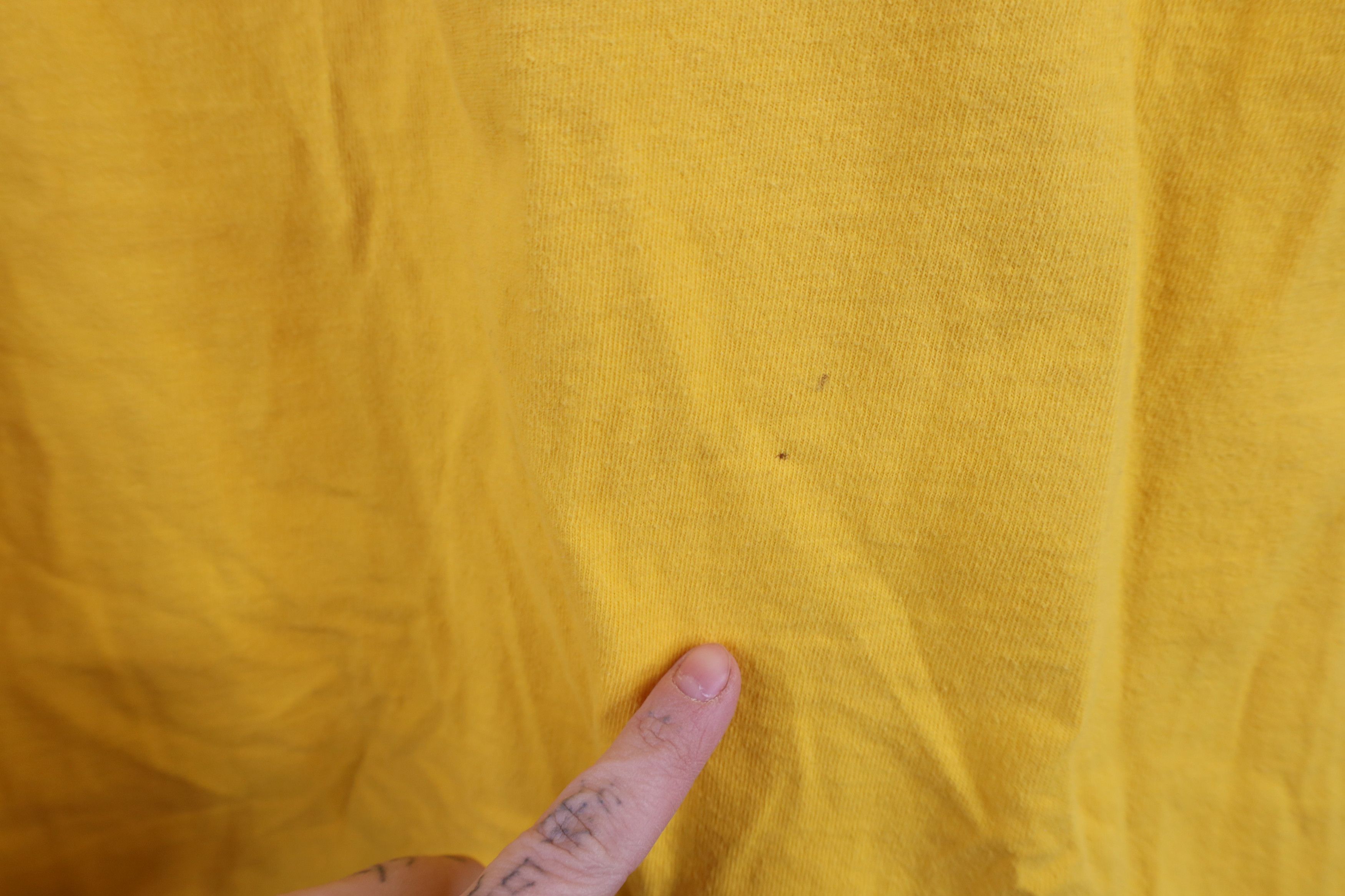 Ecko Unltd. × Vintage Vintage 90s Y2K Ecko Spell Out Baggy Fit T-Shirt Yellow Size US L / EU 52-54 / 3 - 11 Thumbnail