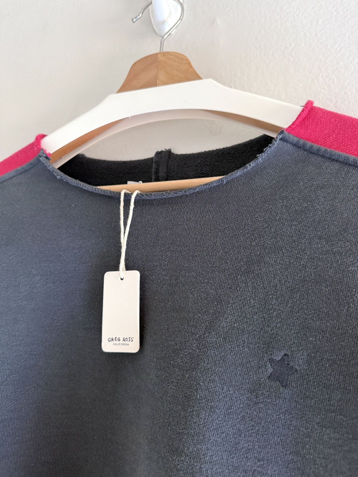 Greg Ross USA Greg Ross Side Stripe Raw Hem Yoke Sweatshirt Black/Red Size US S / EU 44-46 / 1 - 10 Thumbnail