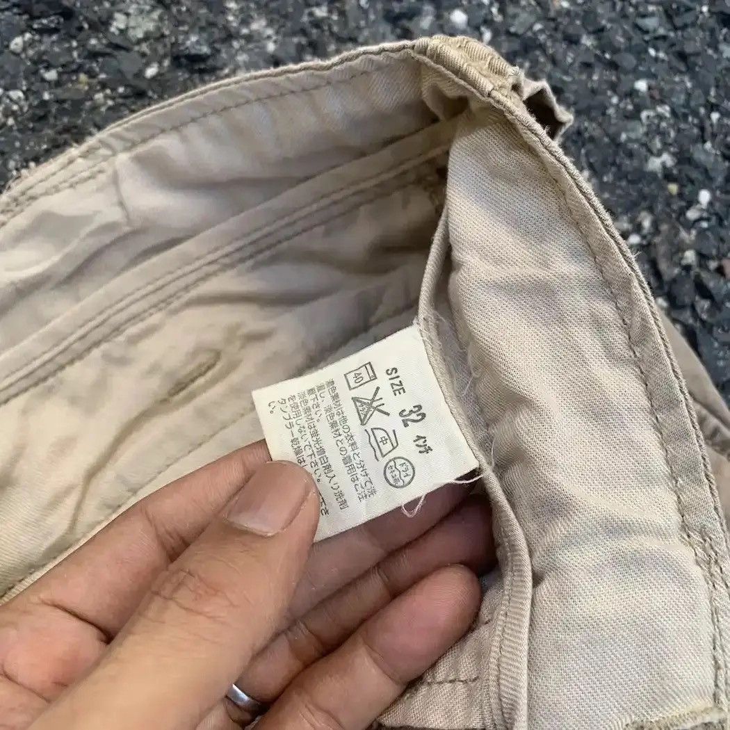 Levi's Vintage Clothing Levi’s Utility Faded Tactical Cargo Levis Easy Pants Size US 30 / EU 46 - 9 Thumbnail