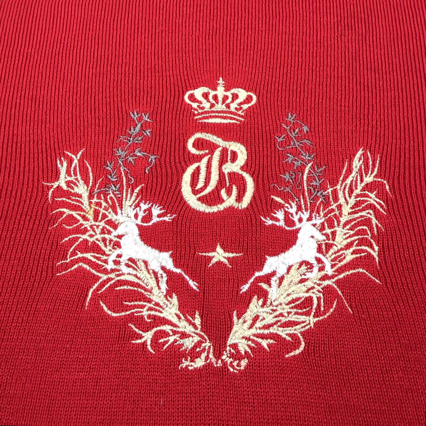 Bogner VINTAGE Bogner Sweater Womens M Red Wool Blend Embroidered Stag Crest Hong Kong Crew Neck Pullover Knitting Casual Fall Winter Size M / US 6-8 / IT 42-44 - 3 Thumbnail