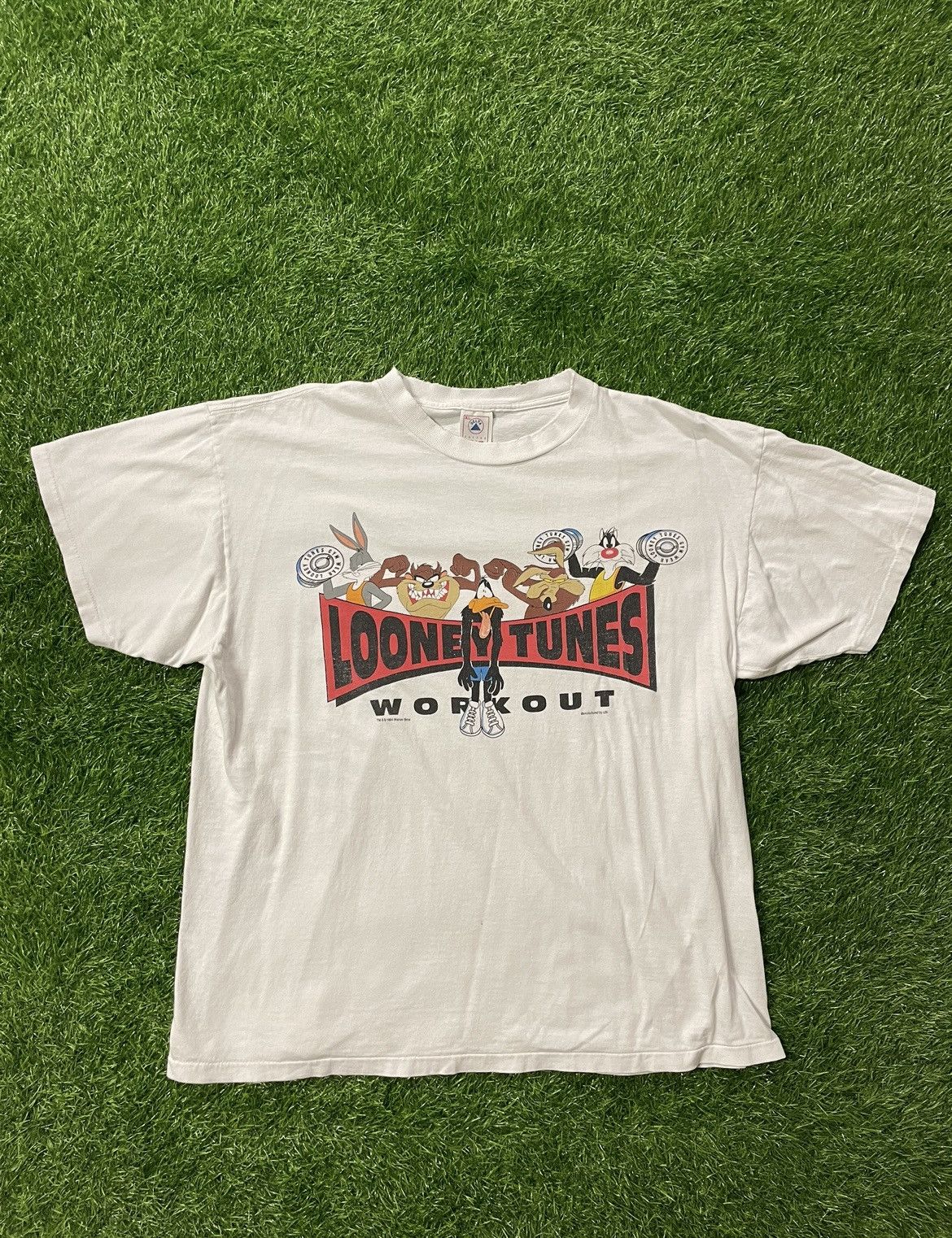 Vintage × Warner Bros Vintage Looney Tunes Workout 1994 Tee Shirt Size XL Size US XL / EU 56 / 4 - 1 Thumbnail
