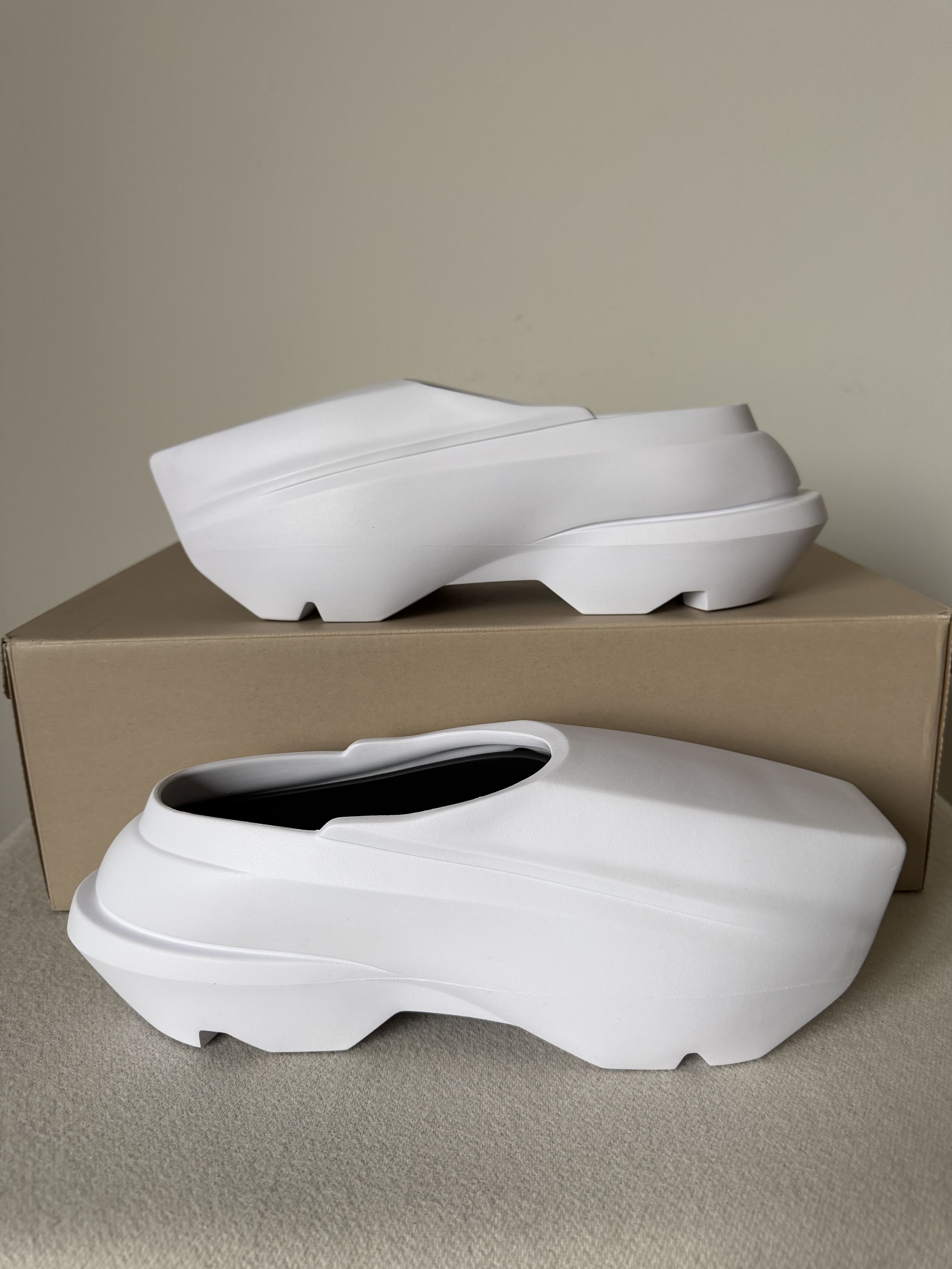 Sterling Ruby × Vans S.R. Studio Vans OTW Future Clog in White Size US 10 / EU 43 - 3 Thumbnail