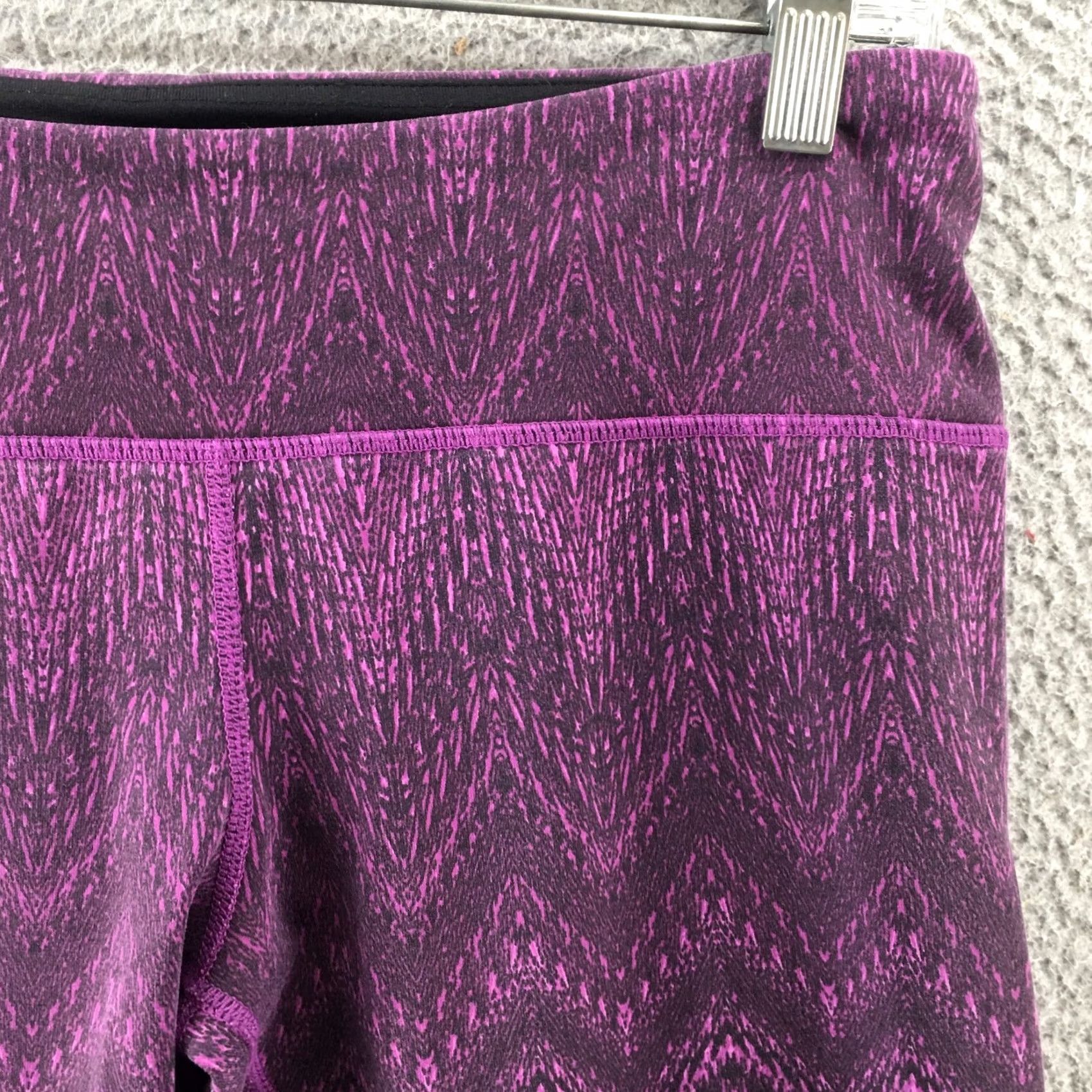 Vintage Tuff Athletics Leggings Womens M Cropped Purple Low Rise Pull On Size 32" / US 10 / IT 46 - 3 Thumbnail