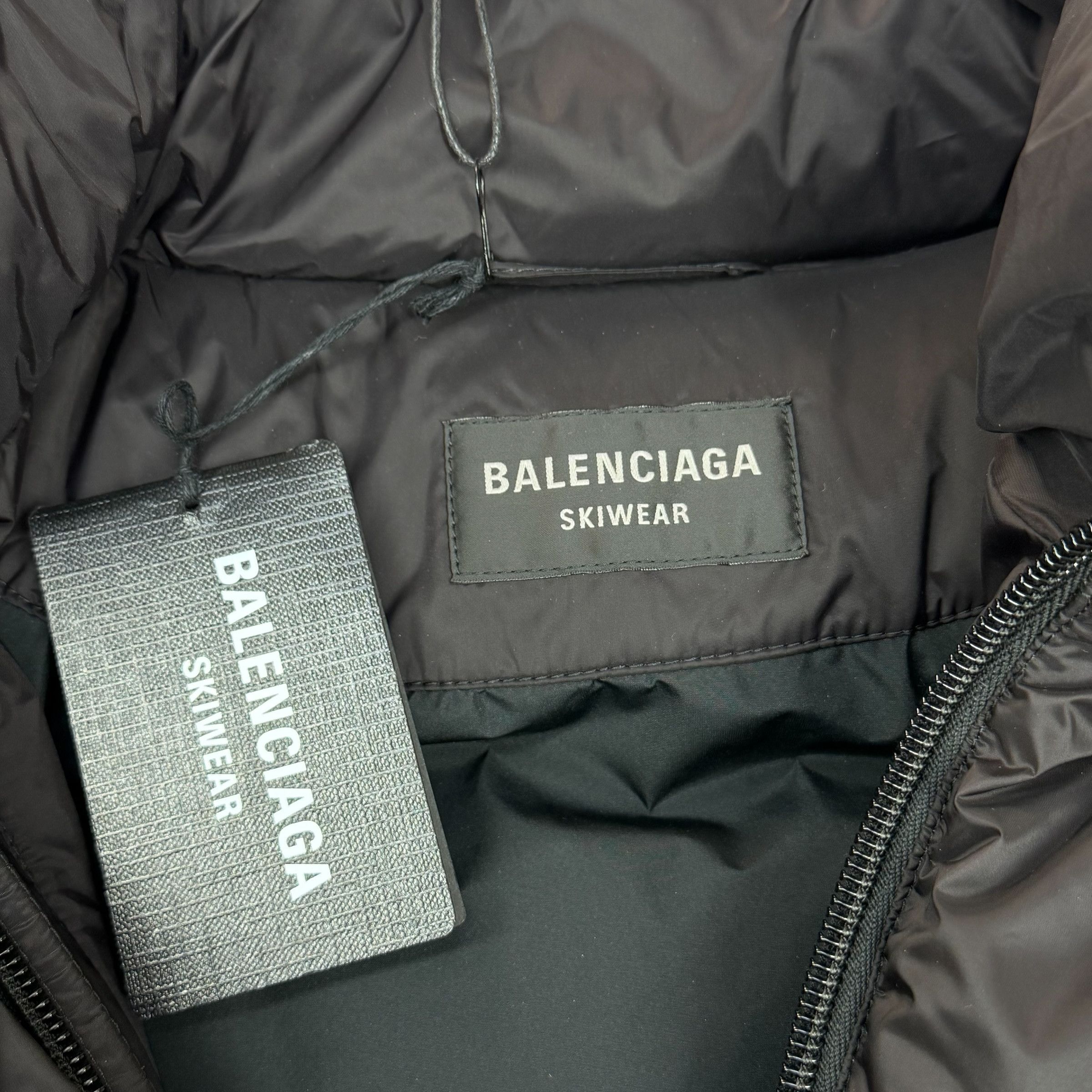 Balenciaga Balenciaga 3B Sports Icon Black Ski Puffer 43 (M) Size US M / EU 48-50 / 2 - 7 Thumbnail