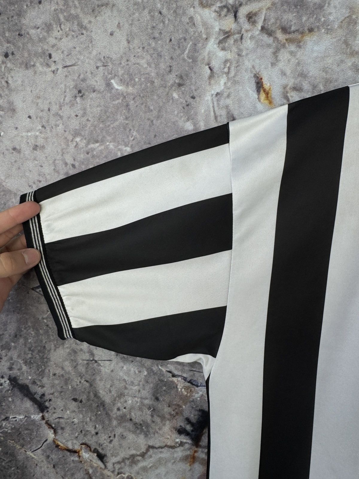Vintage Score Draw Newcastle United Jersey 1983-1984 Retro Football Size US XL / EU 56 / 4 - 10 Thumbnail