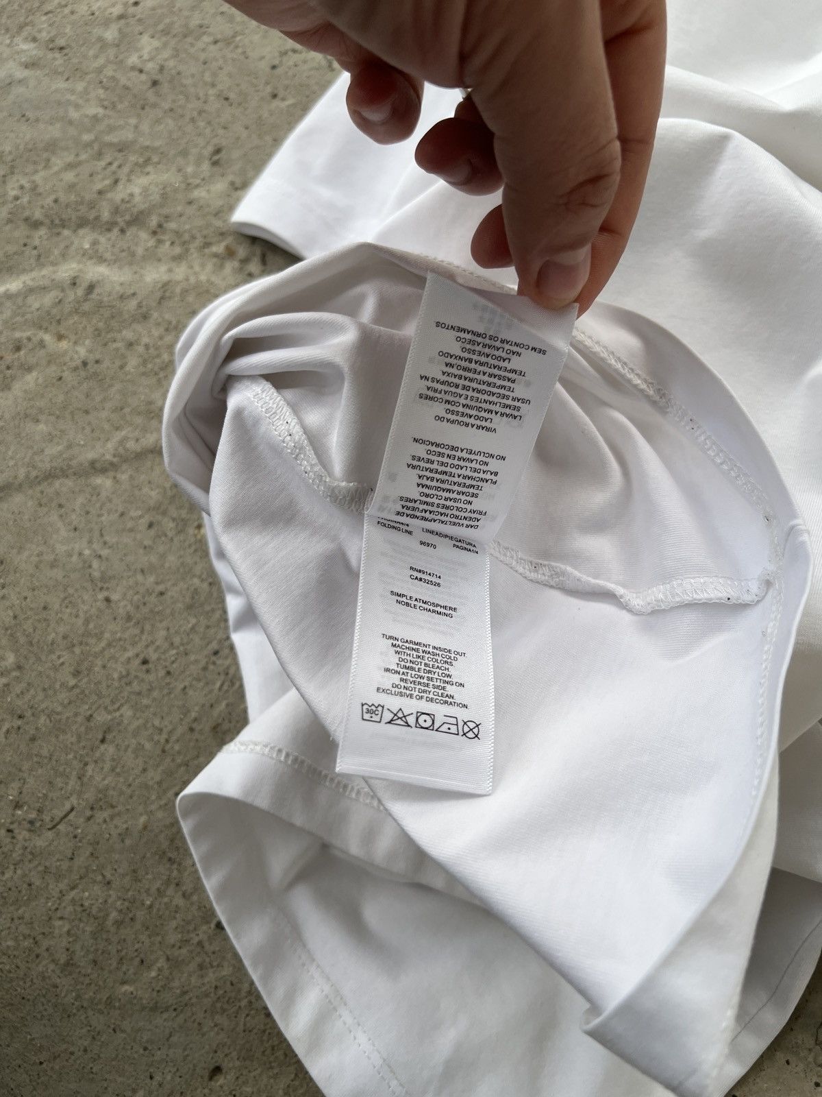 Burberry Burberry London Tee Size XL / US 12-14 / IT 48-50 - 7 Thumbnail