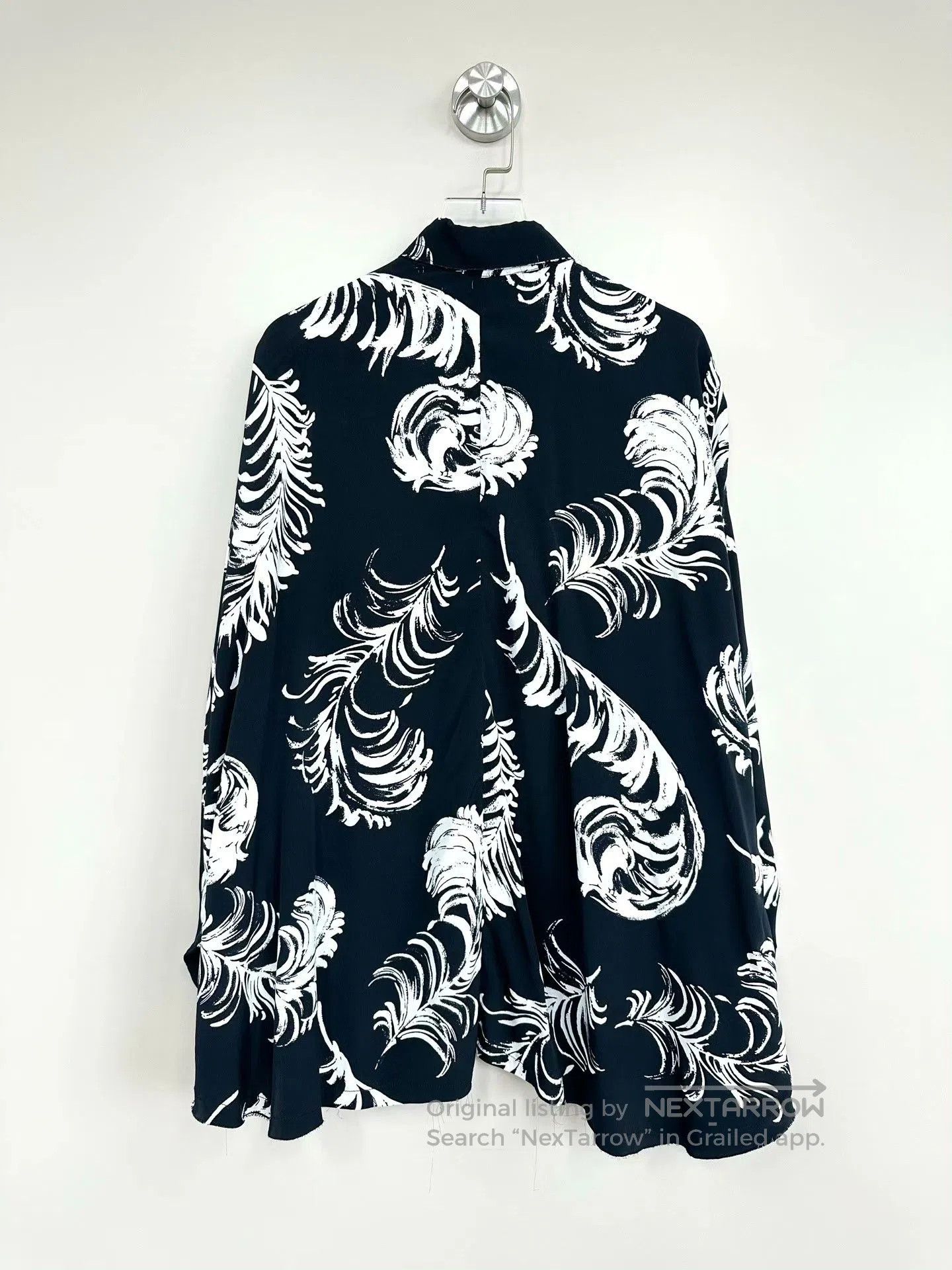 Loewe Loewe Black Floral Print Silk Shirt. Size S / US 4 / IT 40 - 2 Thumbnail