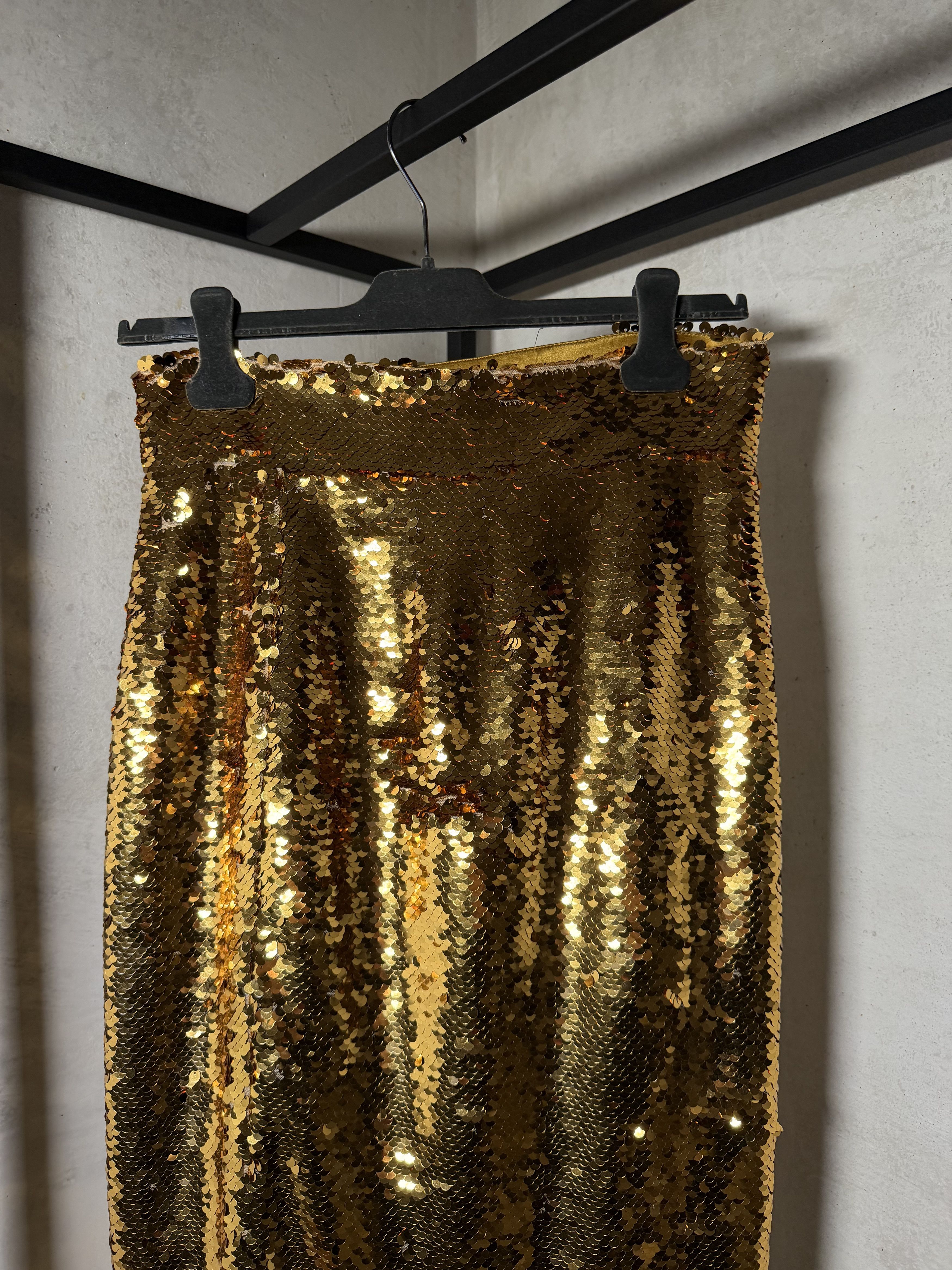 Dolce & Gabbana Dolce & Gabbana Sequin-Embellished Pencil Skirt In Gold Size 28" / US 6 / IT 42 - 5 Thumbnail