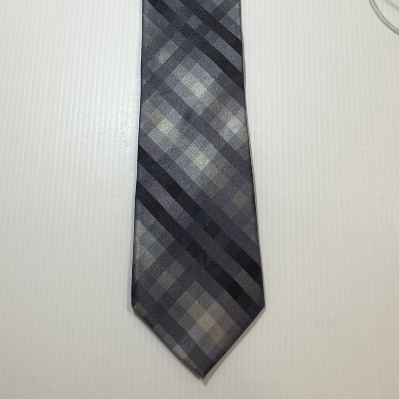 Calvin Klein Calvin Klein Gray Plaid Silk Wide Classic Men Necktie 59 ½” Size ONE SIZE - 1 Thumbnail